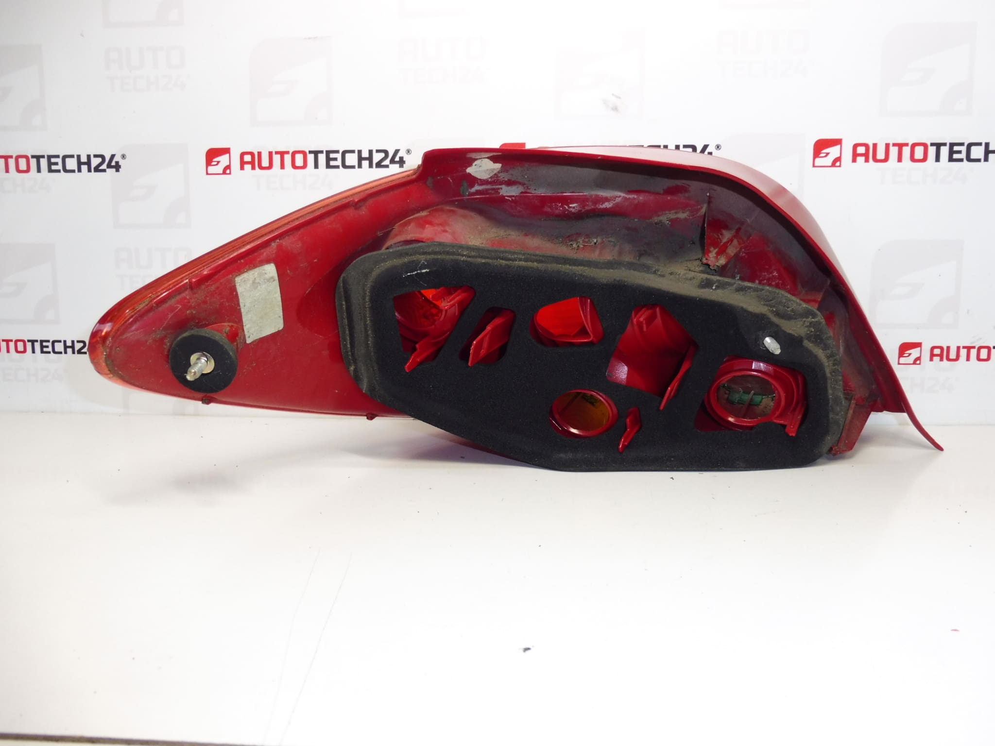 Right Rear Lamp Peugeot 307 96343705JE 89023239 6351P3 - Image 2