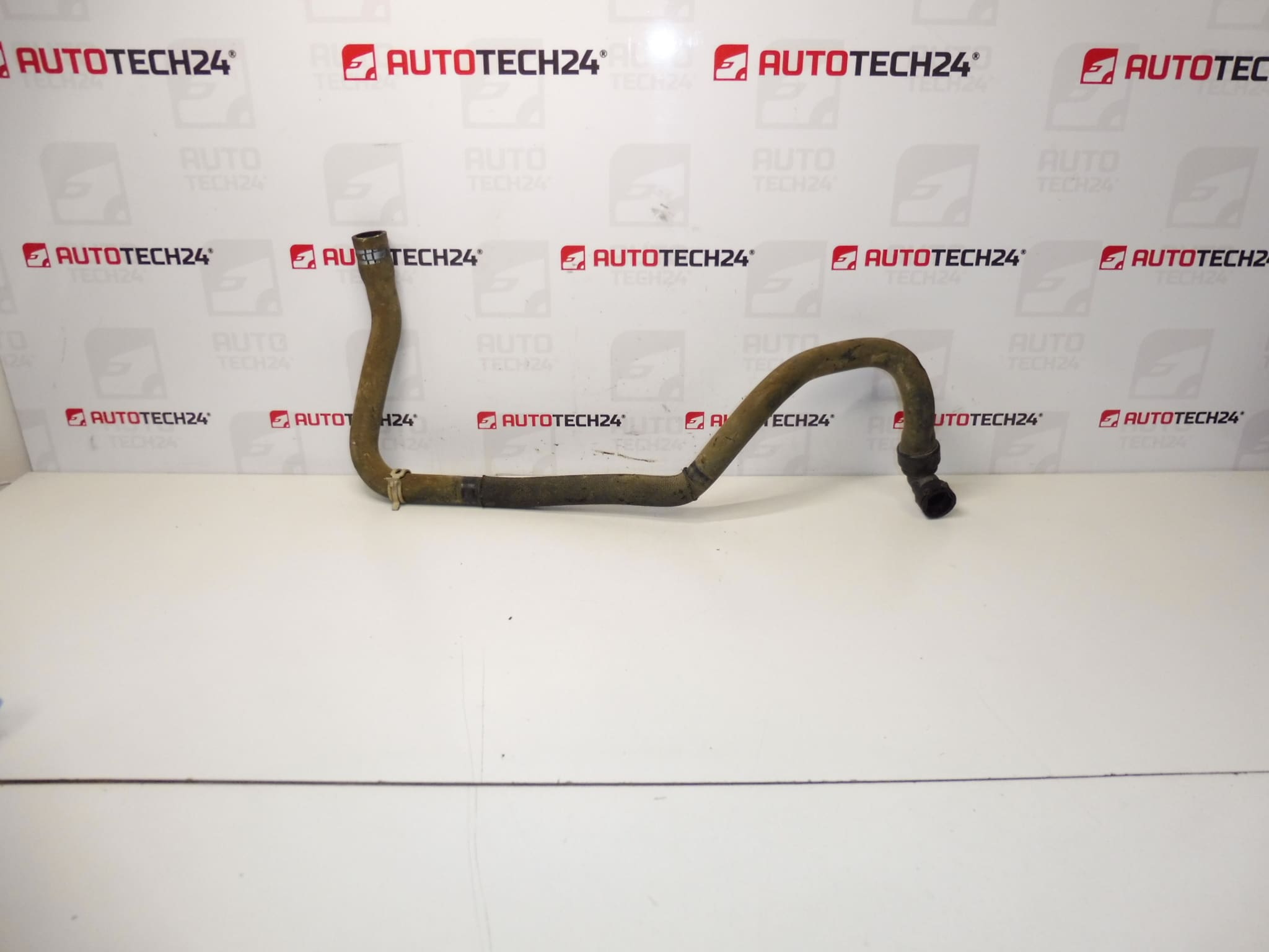 Water hose Citroën Peugeot 2.2 HDI 646645