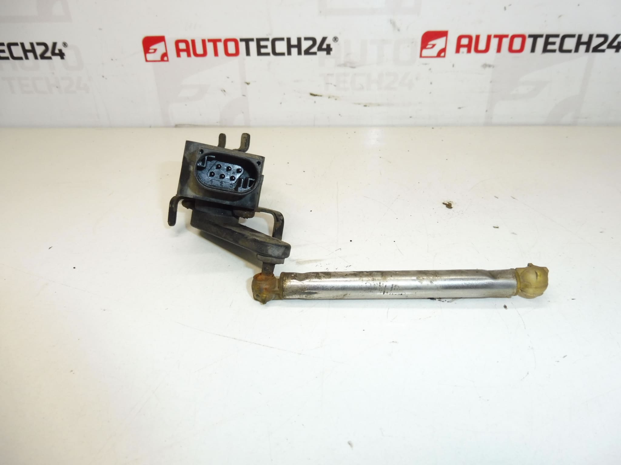 Height Sensor Peugeot 307 1307213000 6224J4 - Image 2