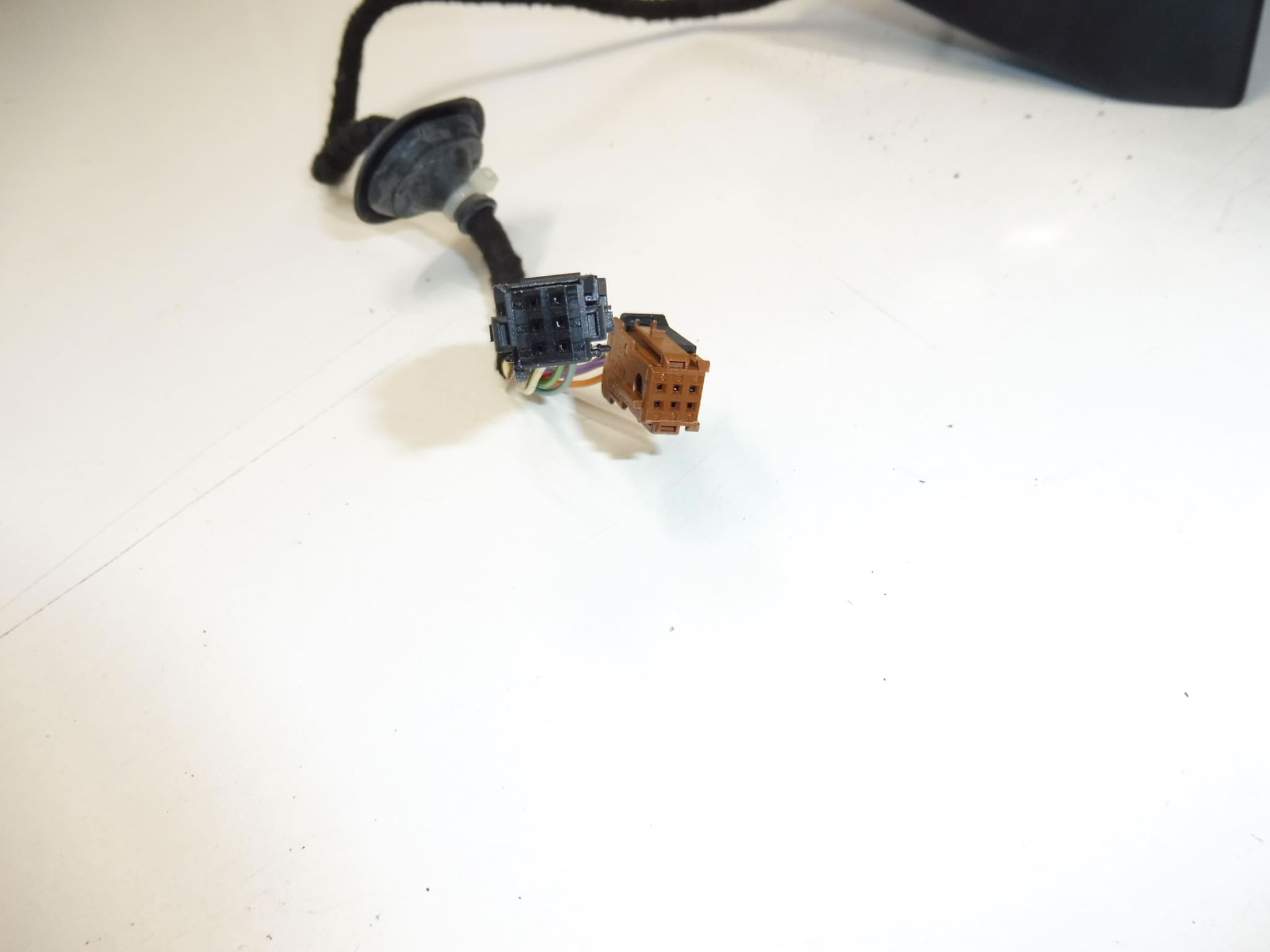 Left Mirror EZRC Peugeot 3008 and 5008 8153ZV - Image 2