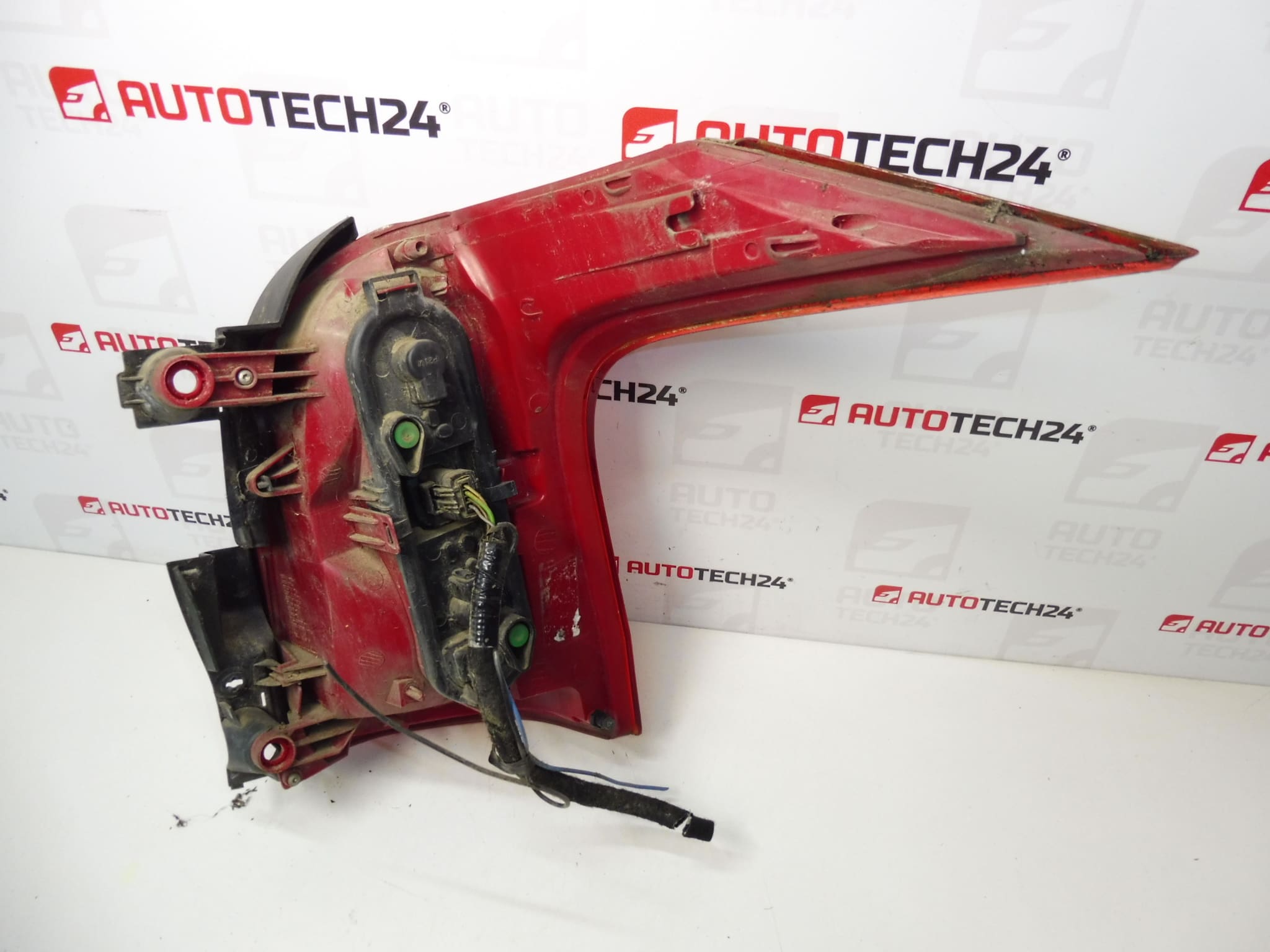 Left Rear Light Peugeot 5008 I 9672666580 6350KH 6350HX - Image 2