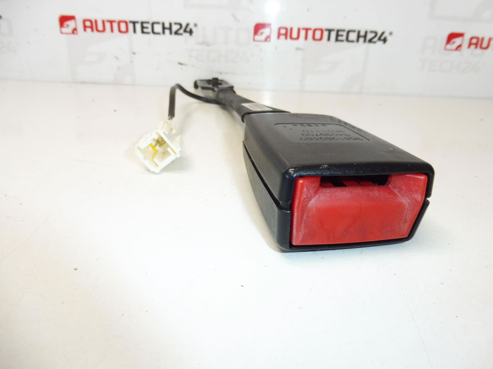 Seat Belt Lock Holder Peugeot 3008 5008 8975HX - Image 2