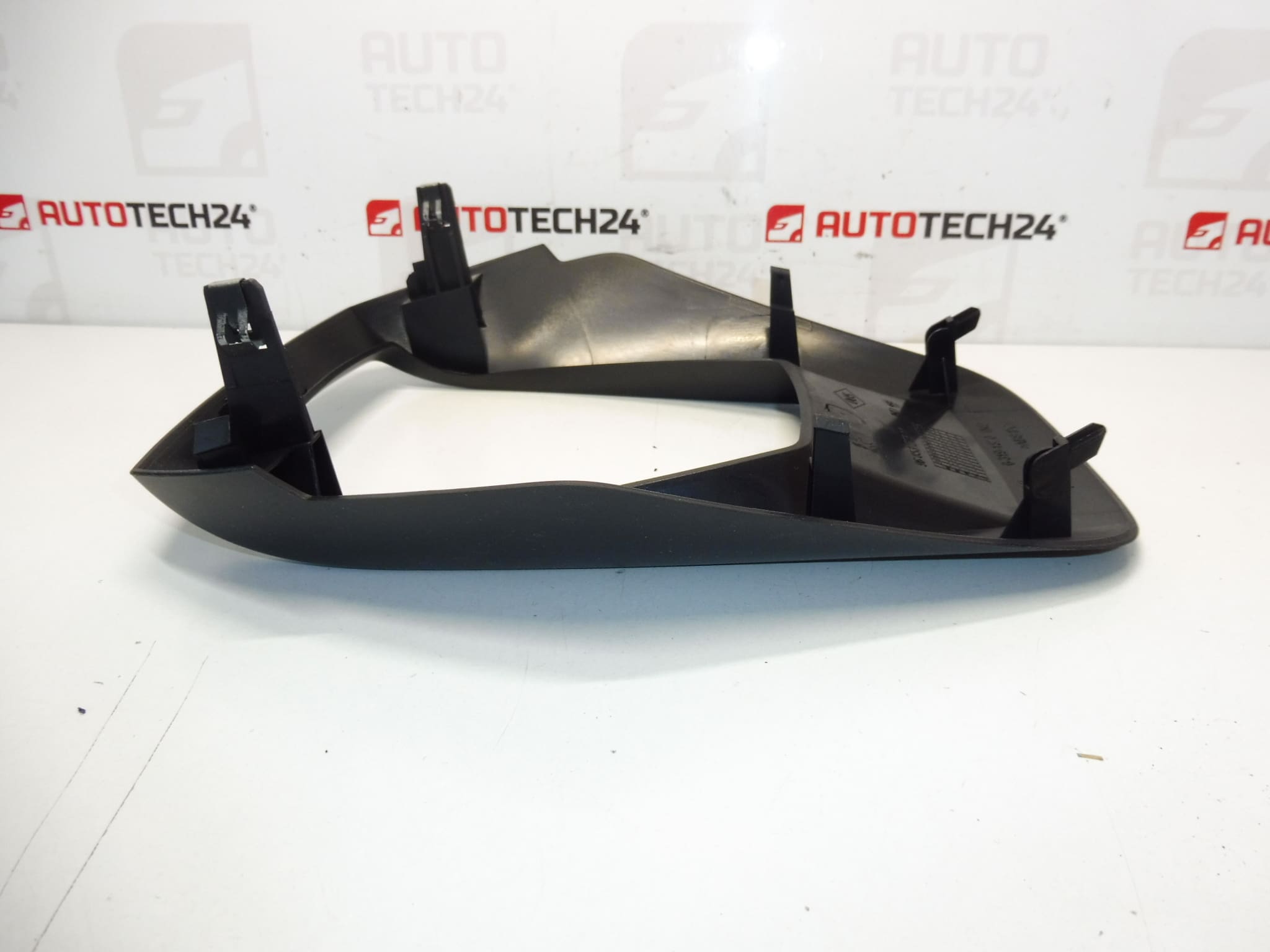 Head-Up Display Panel for Peugeot 3008 5008 9685320377 8209L6 - Image 2