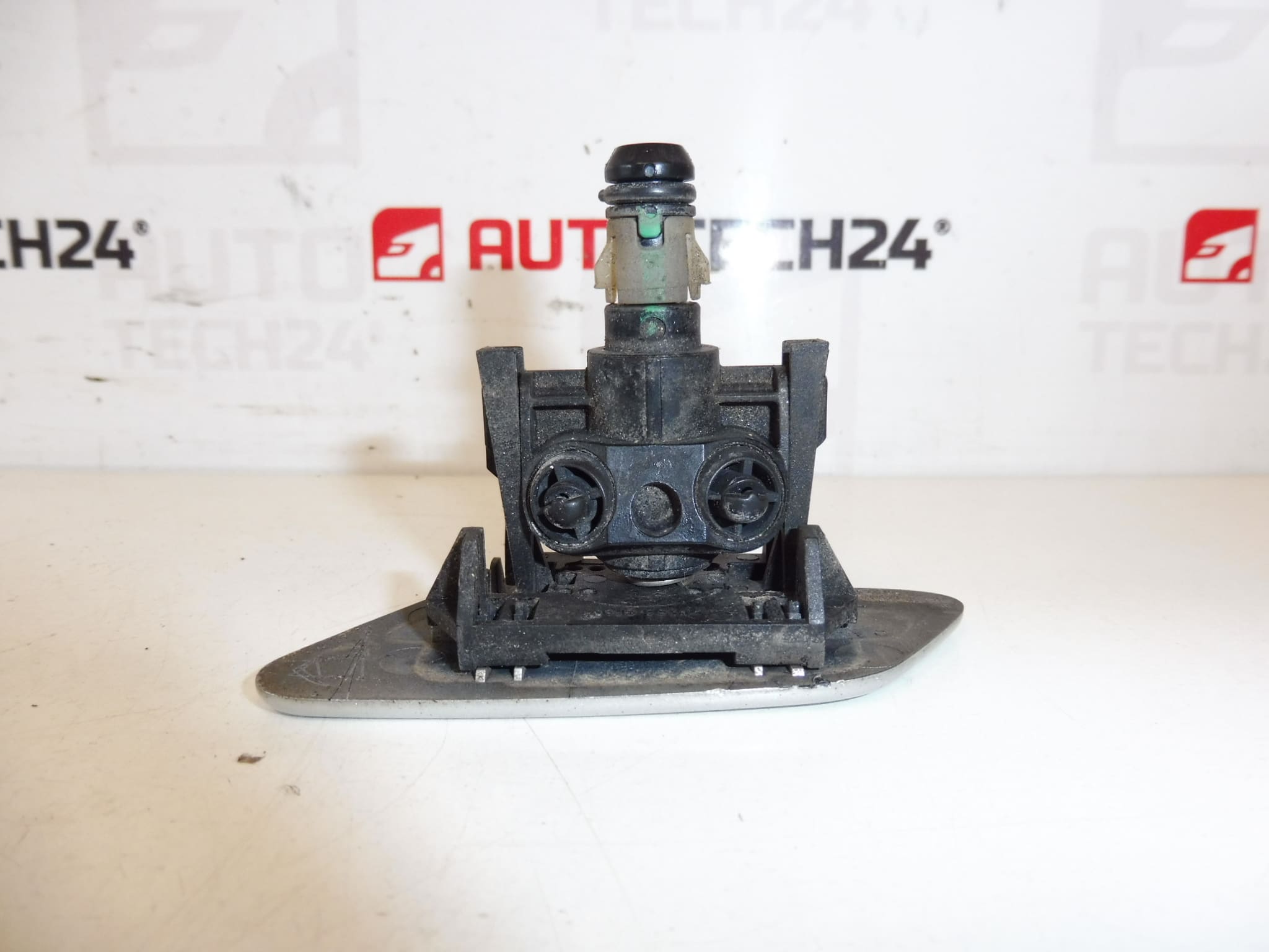 Washer Nozzle with Cover for Right Light EZRC Citroën C8 6438K3 6438K7 - Image 2