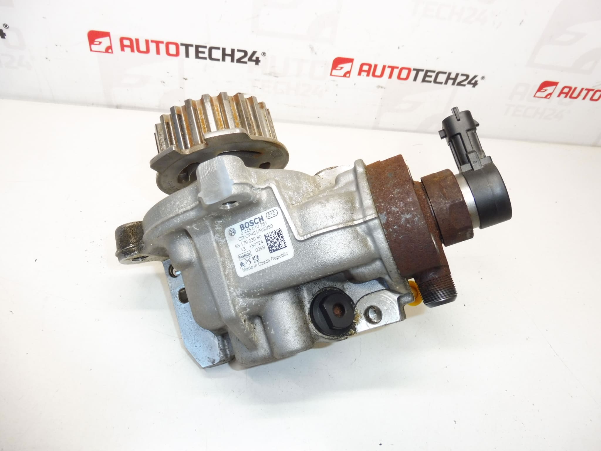 Fuel Injection Pump 1.5 HDI Bosch 0445010761 9817903080 - Image 2