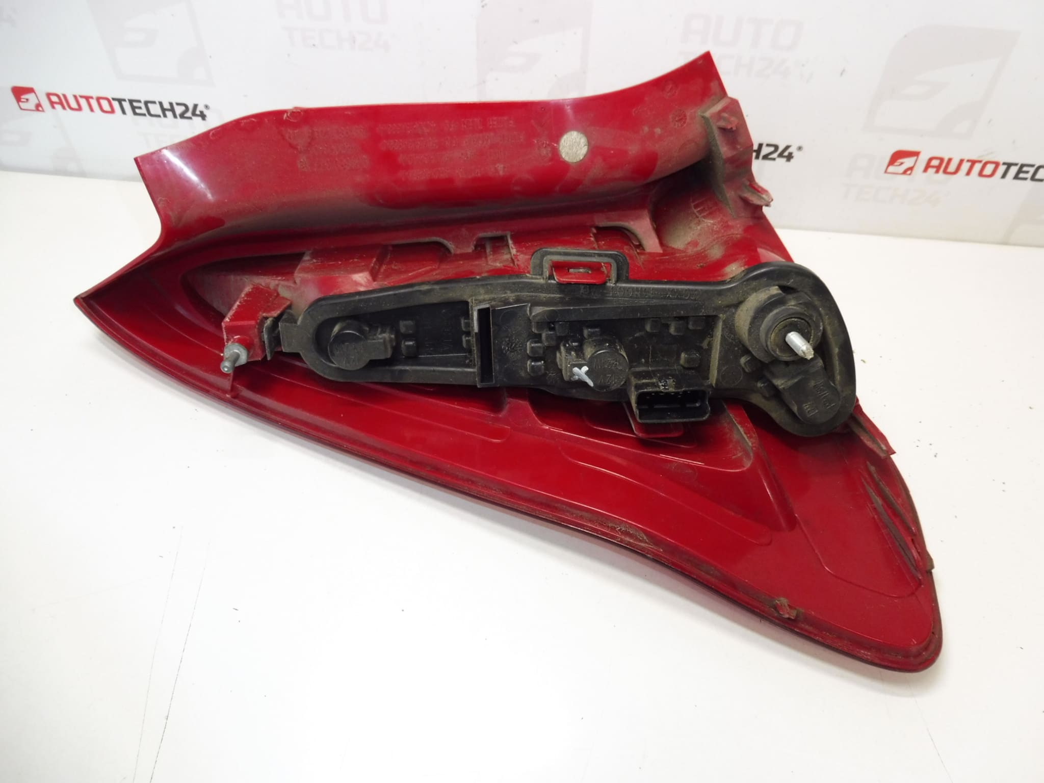 Right Rear Light for Citroën C4 3-Door 9646801677 6351T6 - Image 2