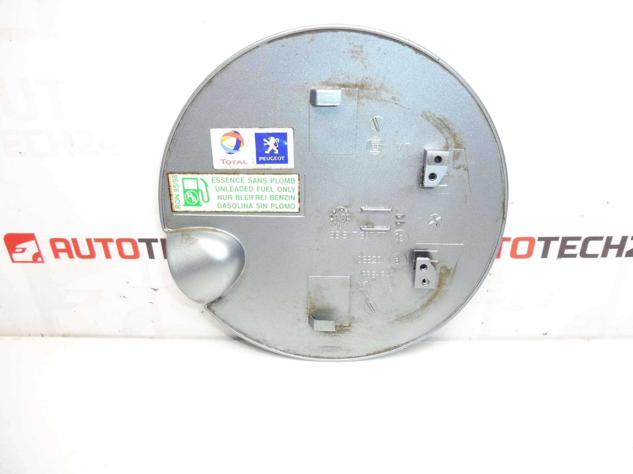 Fuel Cap Cover Peugeot 207 KGZD 9681730777 1517F5 - Image 2