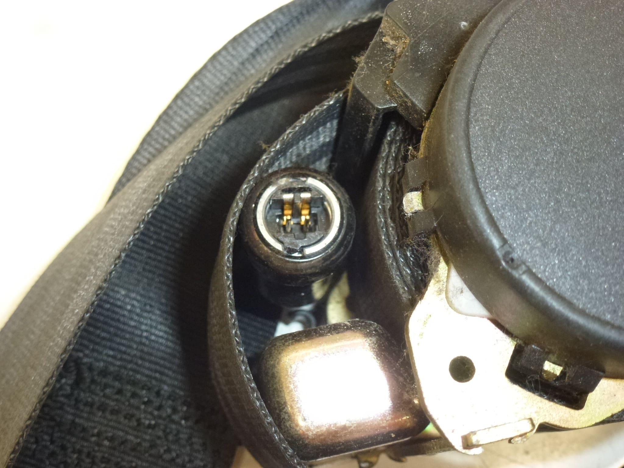 Citroën Peugeot Seat Belt 14864390XX 8974XF - Image 2