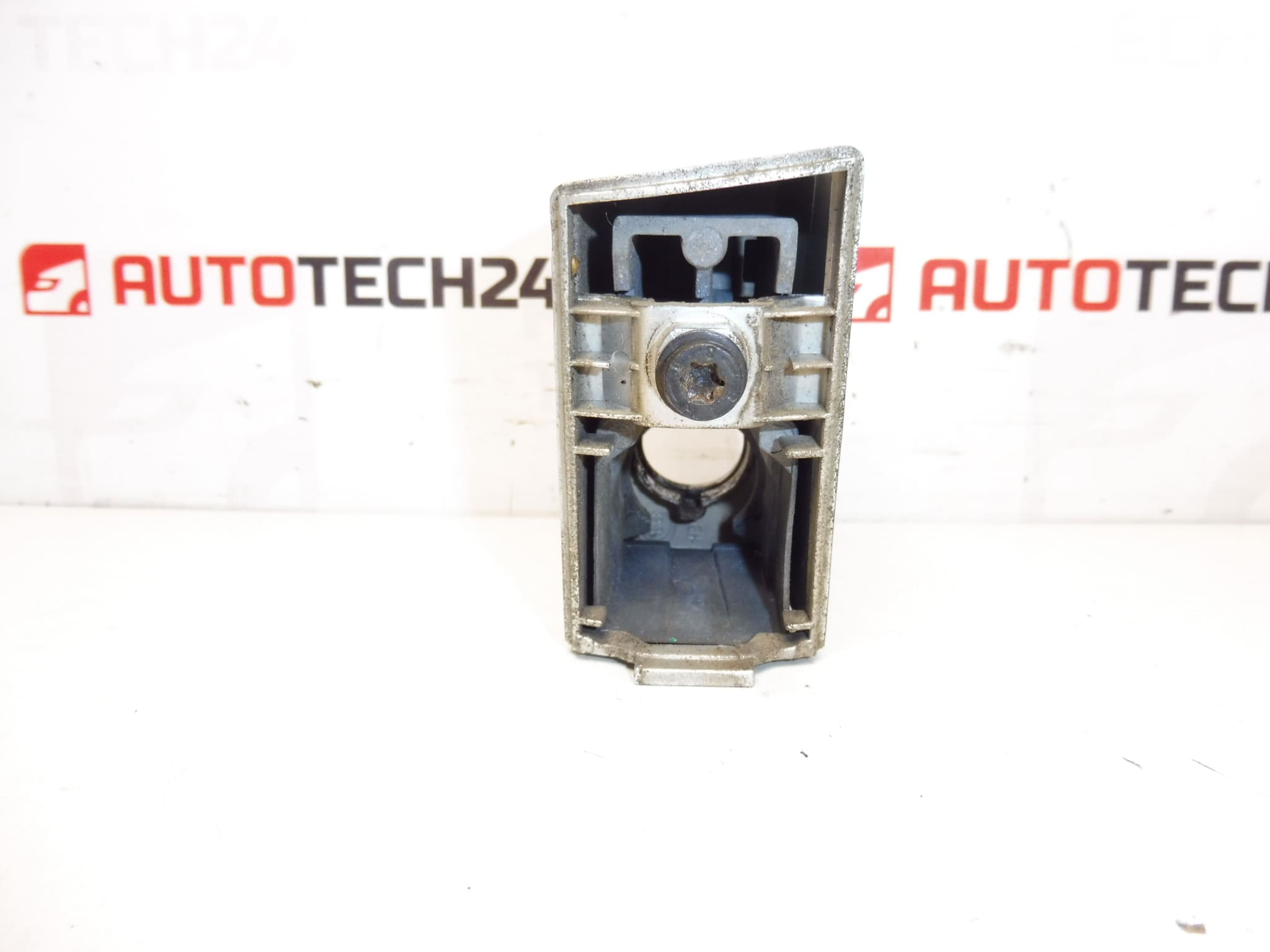 Left Front Door Lock Cover Citroën Peugeot Chrome 9119L9 - Image 2