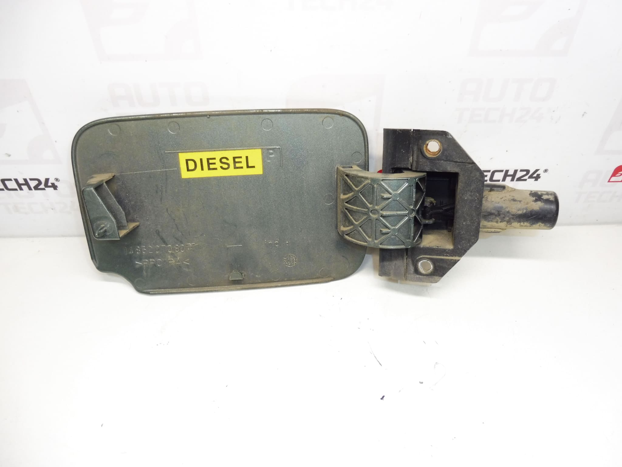Fuel Filler Cap Cover Peugeot 807 Citroën C8 KGB 1485207080 151790 - Image 2