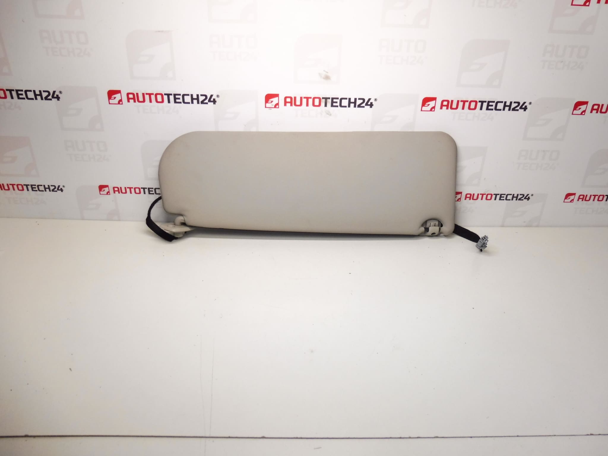 Citroën Peugeot 8143PZ driver's sun visor