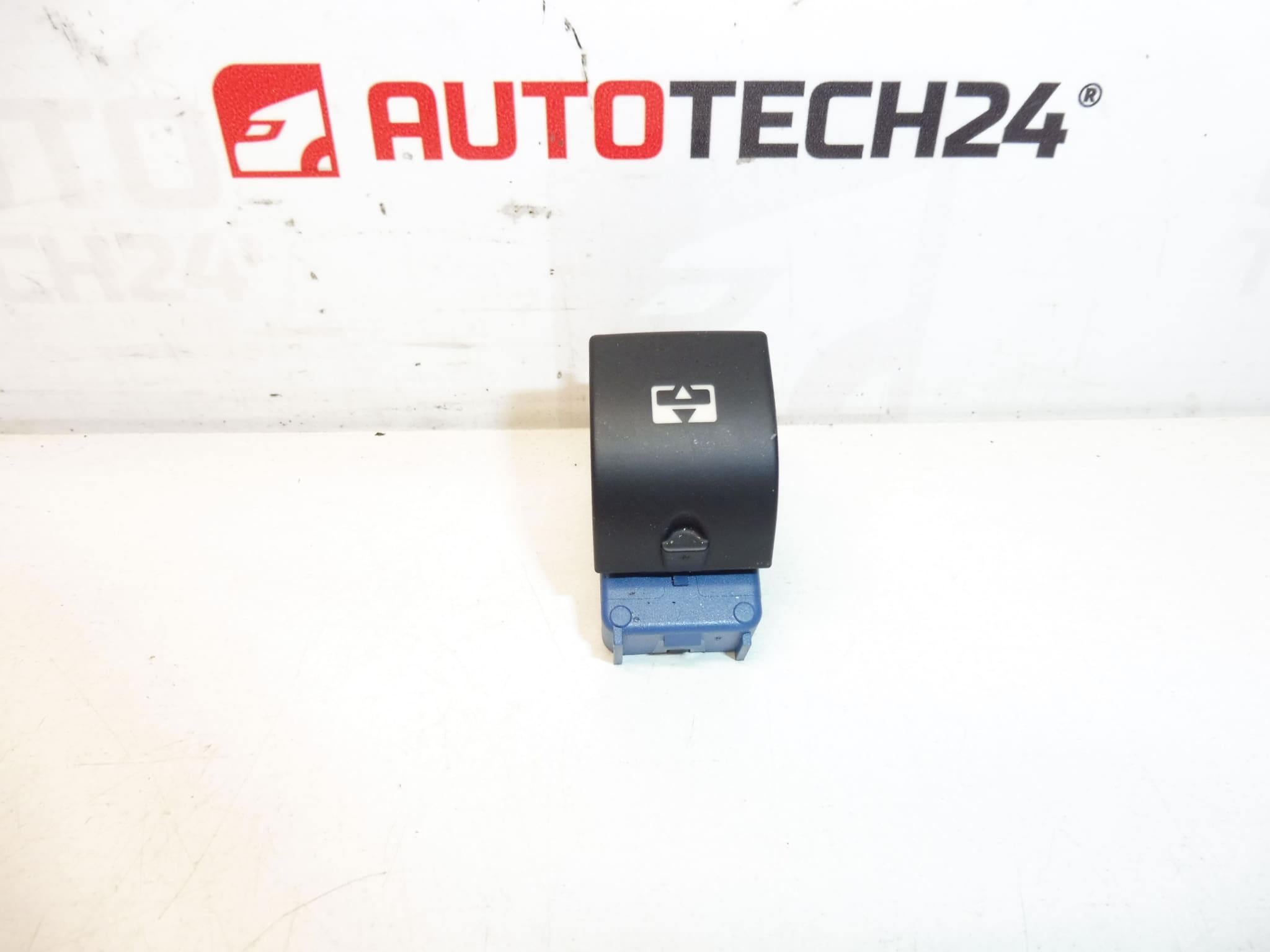 Citroën Peugeot Sunroof Control 96565343XT 649032