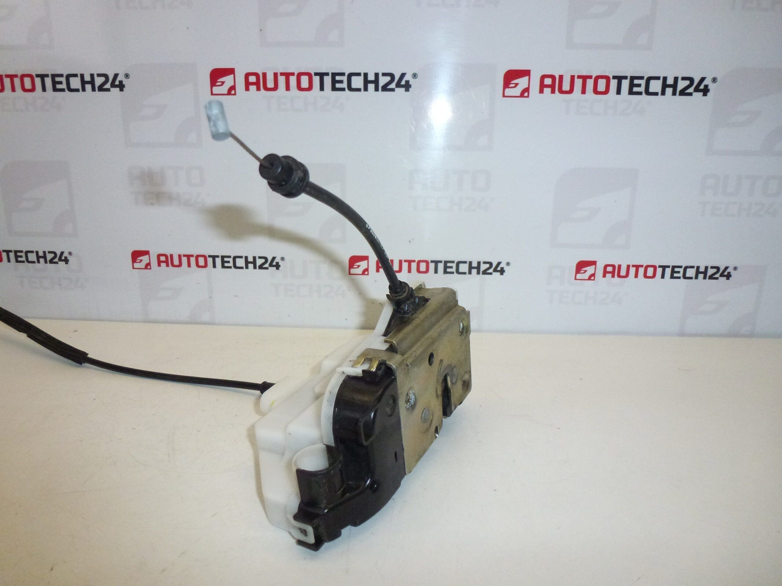 Right Front Door Lock for Citroën C3 4PIN 46983280 9136N7 - Image 2