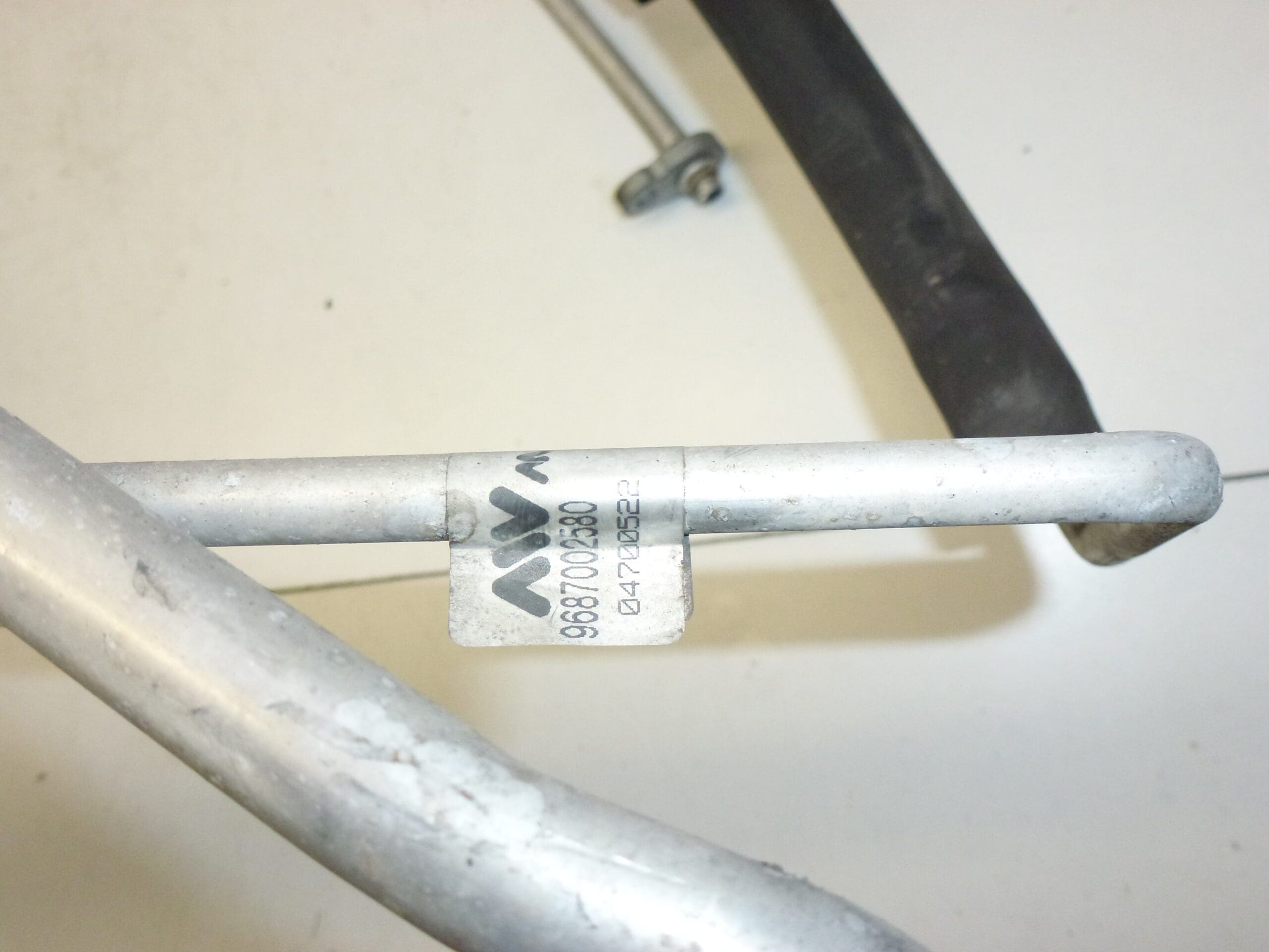 Air Conditioning Pipe Peugeot 206 9687002580 6477G4 - Image 2