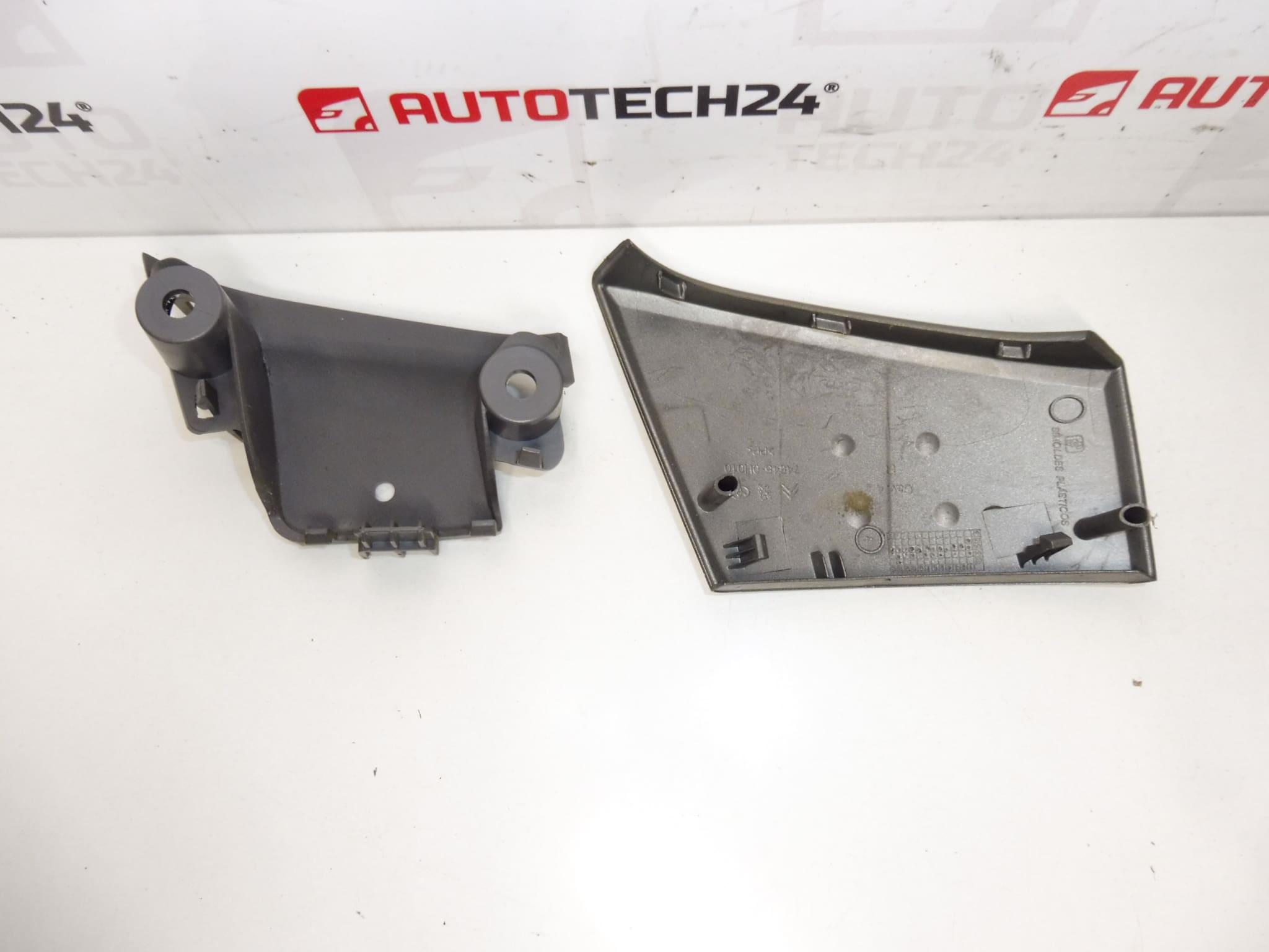 Right interior door handle for Citroën C1 / Peugeot 107, part numbers 74645-0H010, 74641-0H010 - Image 2