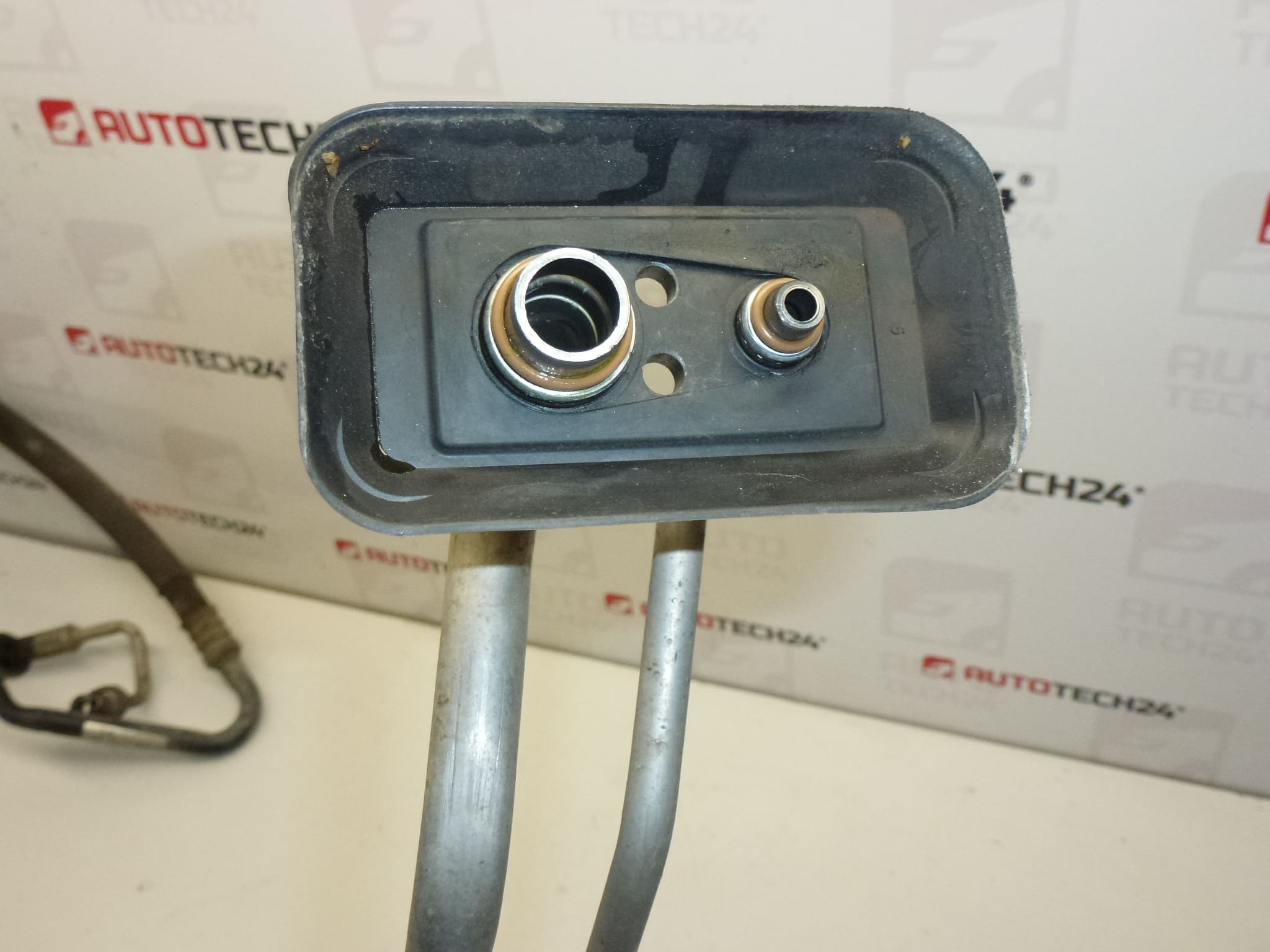 Air Conditioning Pipe Citroën Xsara Picasso 1.8 16V 6460C3 6460LR 646059 - Image 2