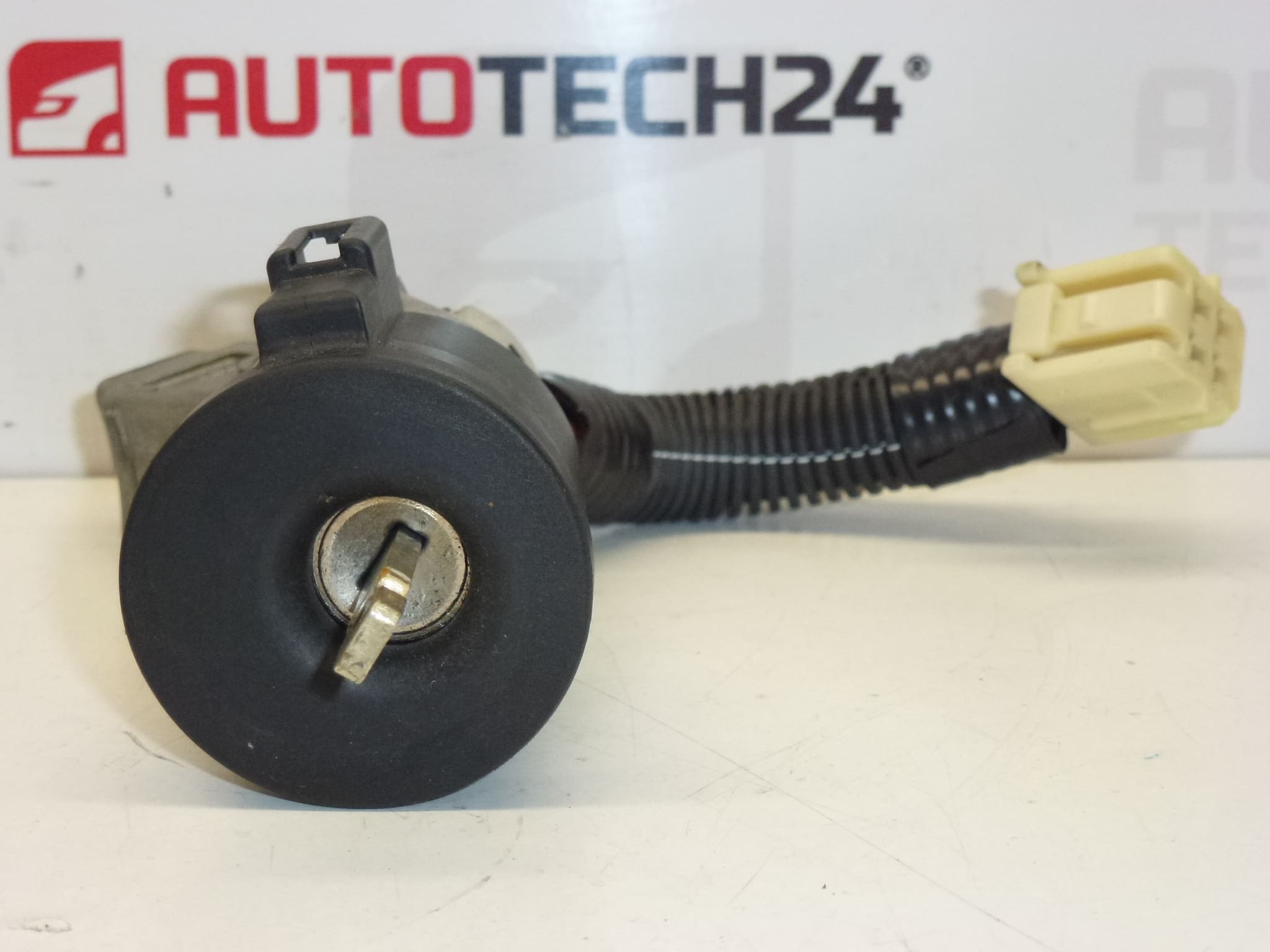 Ignition Switch With One Blade For Citroën C1 Peugeot 107 4162FK - Image 2