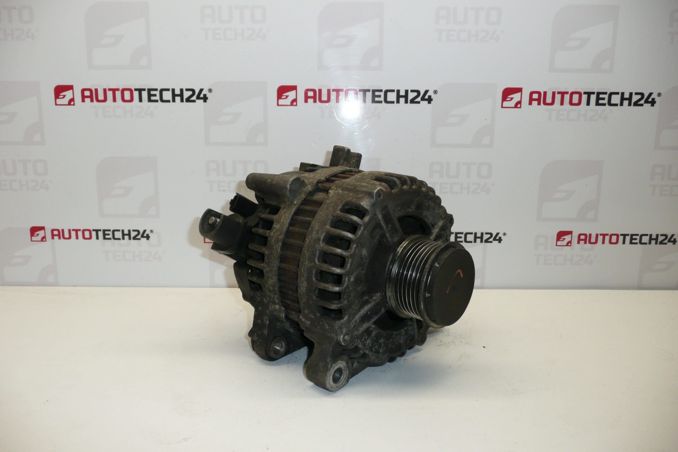 Alternator 2.7HDI Citroën Peugeot 180A 0121715001 5705CJ 5705EJ