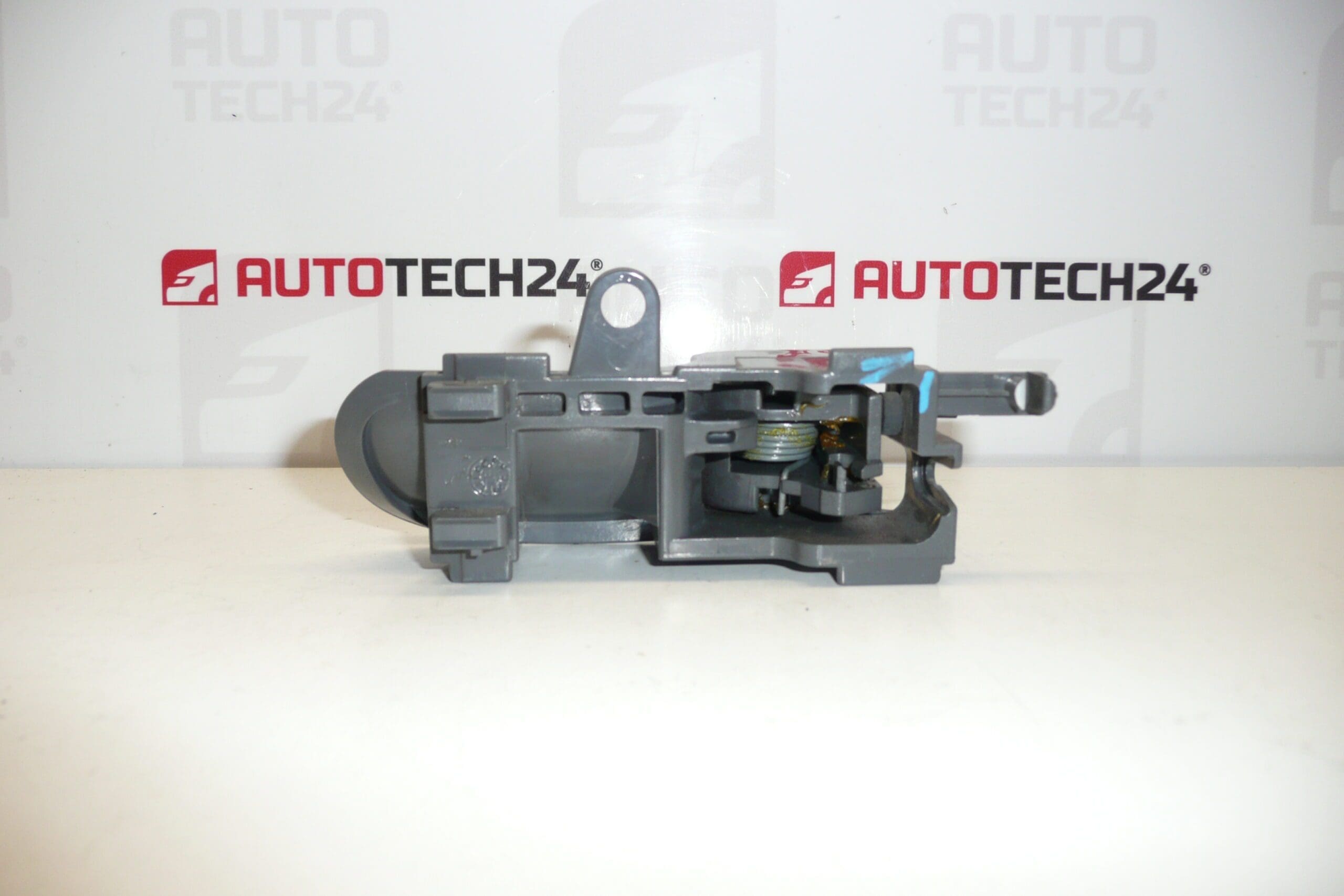 Inner Left Door Handle Citroën C1 Peugeot 107 9143K9 - Image 2