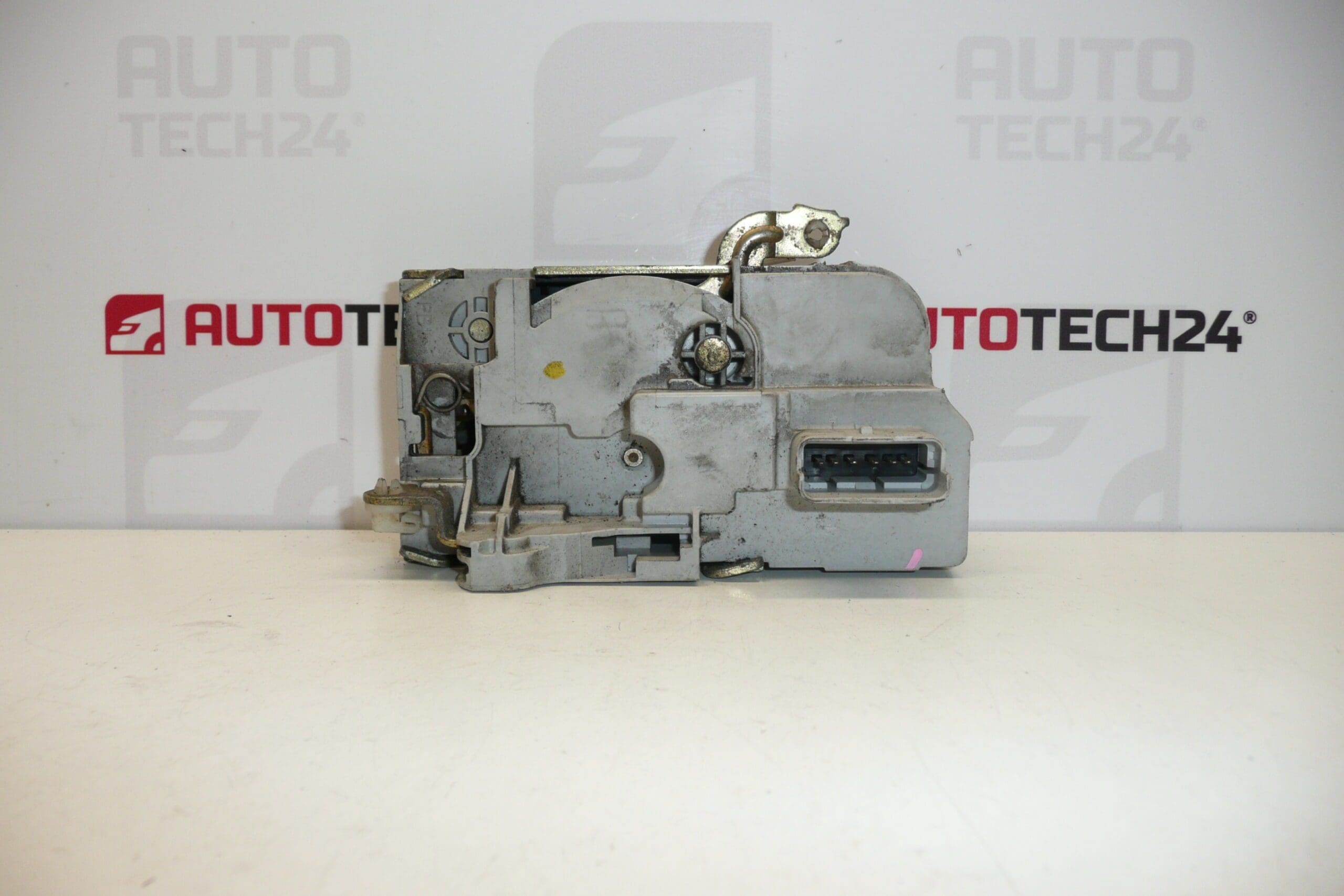 Right front door lock Citroën C5 I and II 9136J9