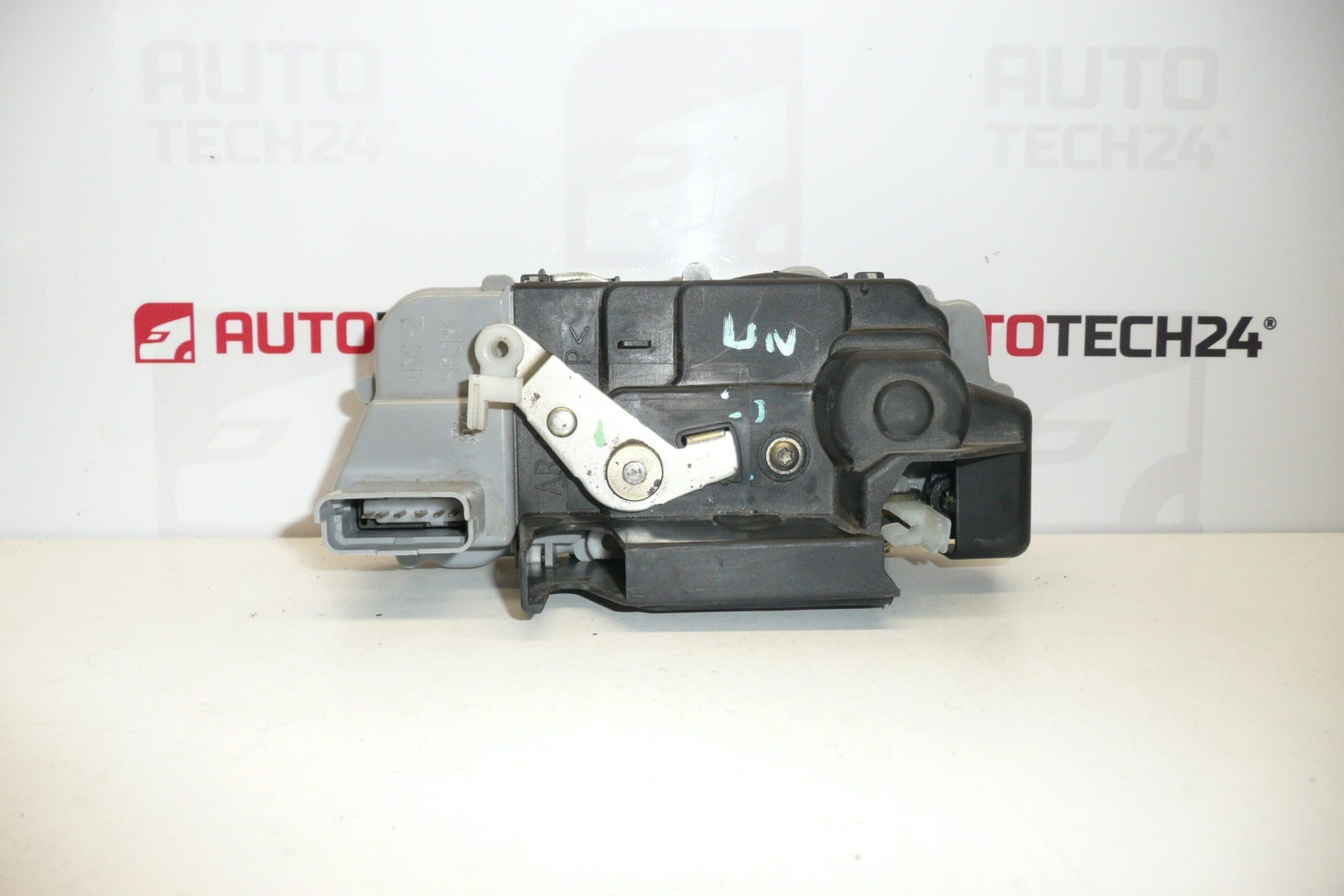 Electric Door Lock Actuator, Left Rear, Citroën C5 (I & II) - 913784 - Image 2
