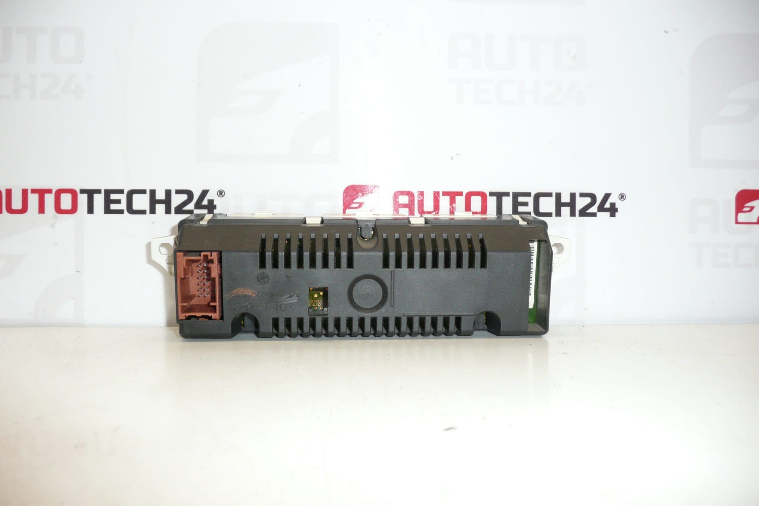 Peugeot 207 computer radio display 9663205580 6593R7 6593R8