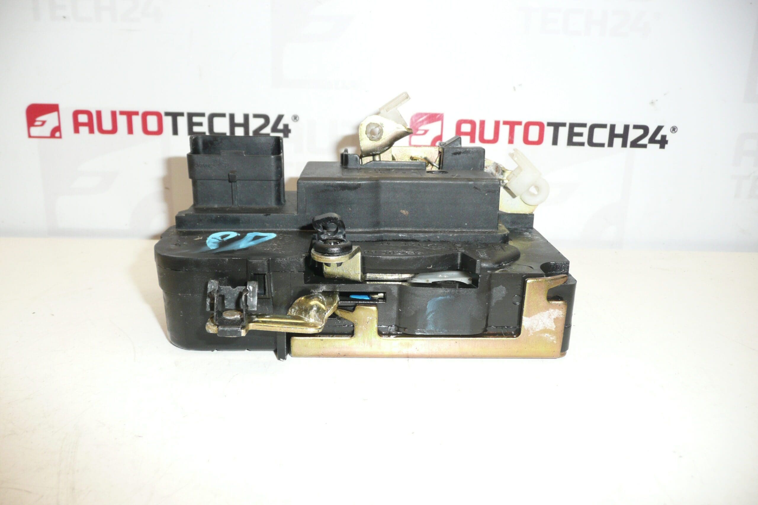 Right Front Door Lock for Citroën Berlingo I II 9136P7 - Image 2