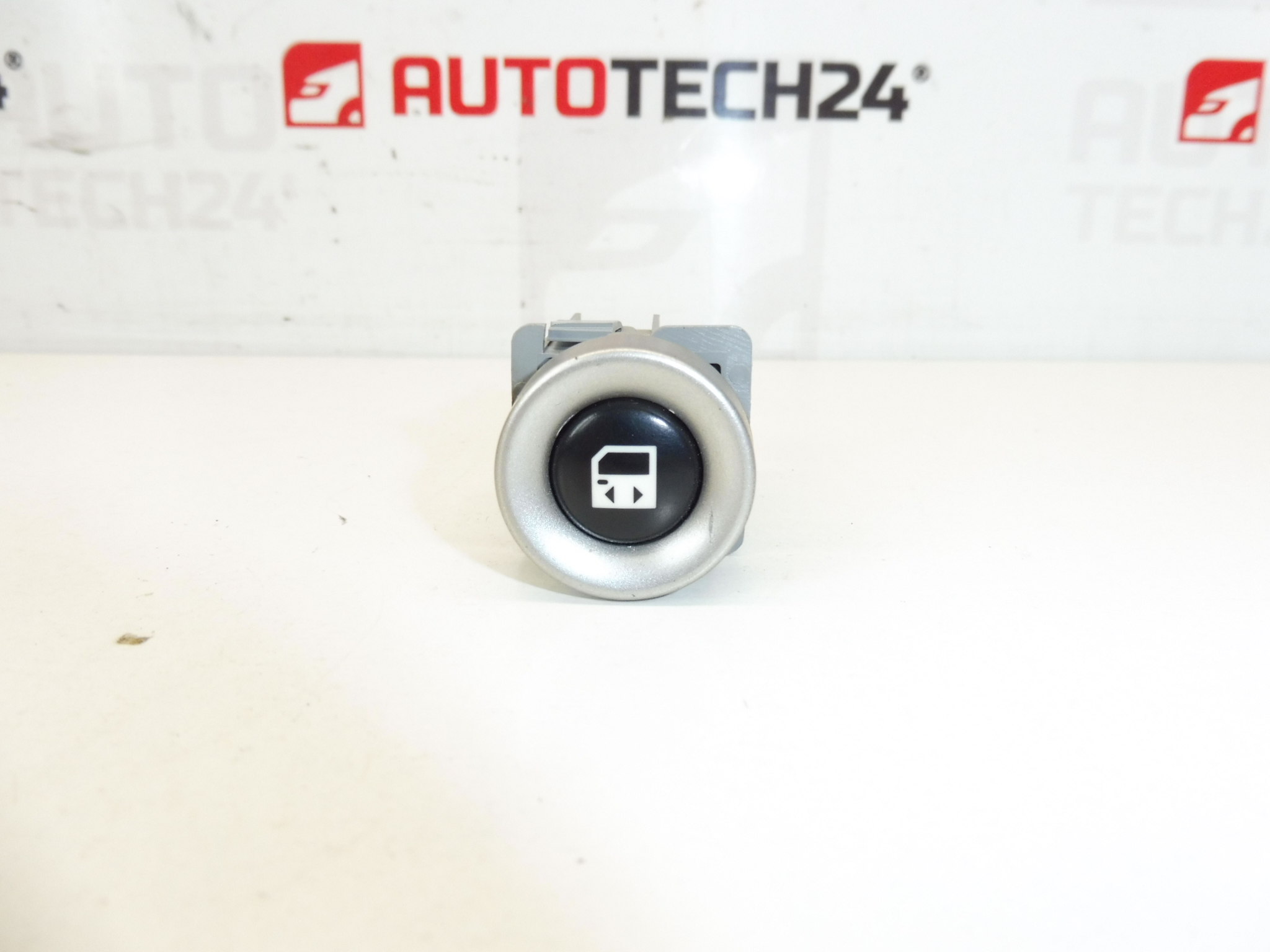 Rear door actuator Citroën C8 Peugeot 807 1488929077 6554N1