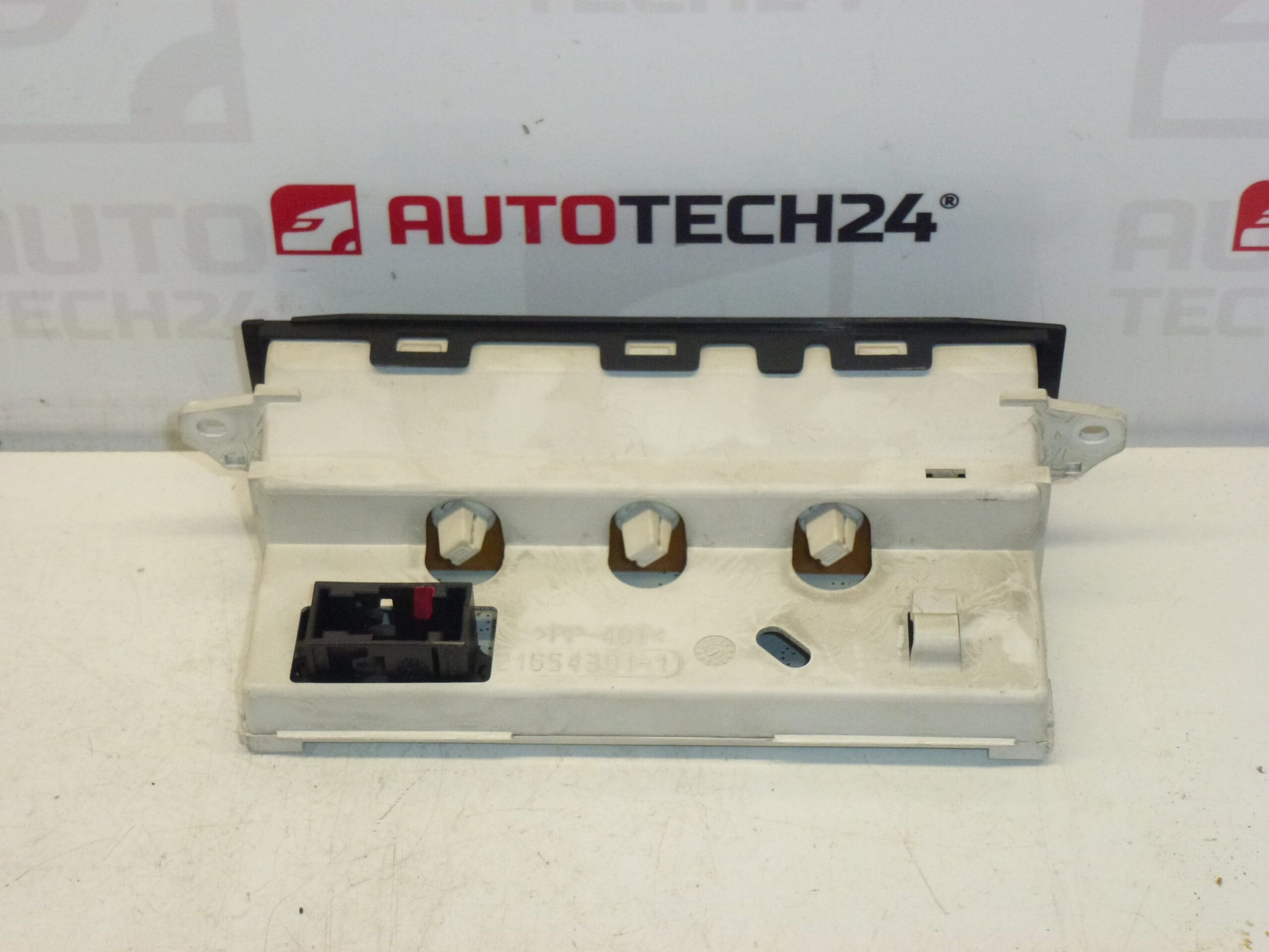 Radio and Computer Display for Citroën Peugeot 1495481077 C00 - Image 2