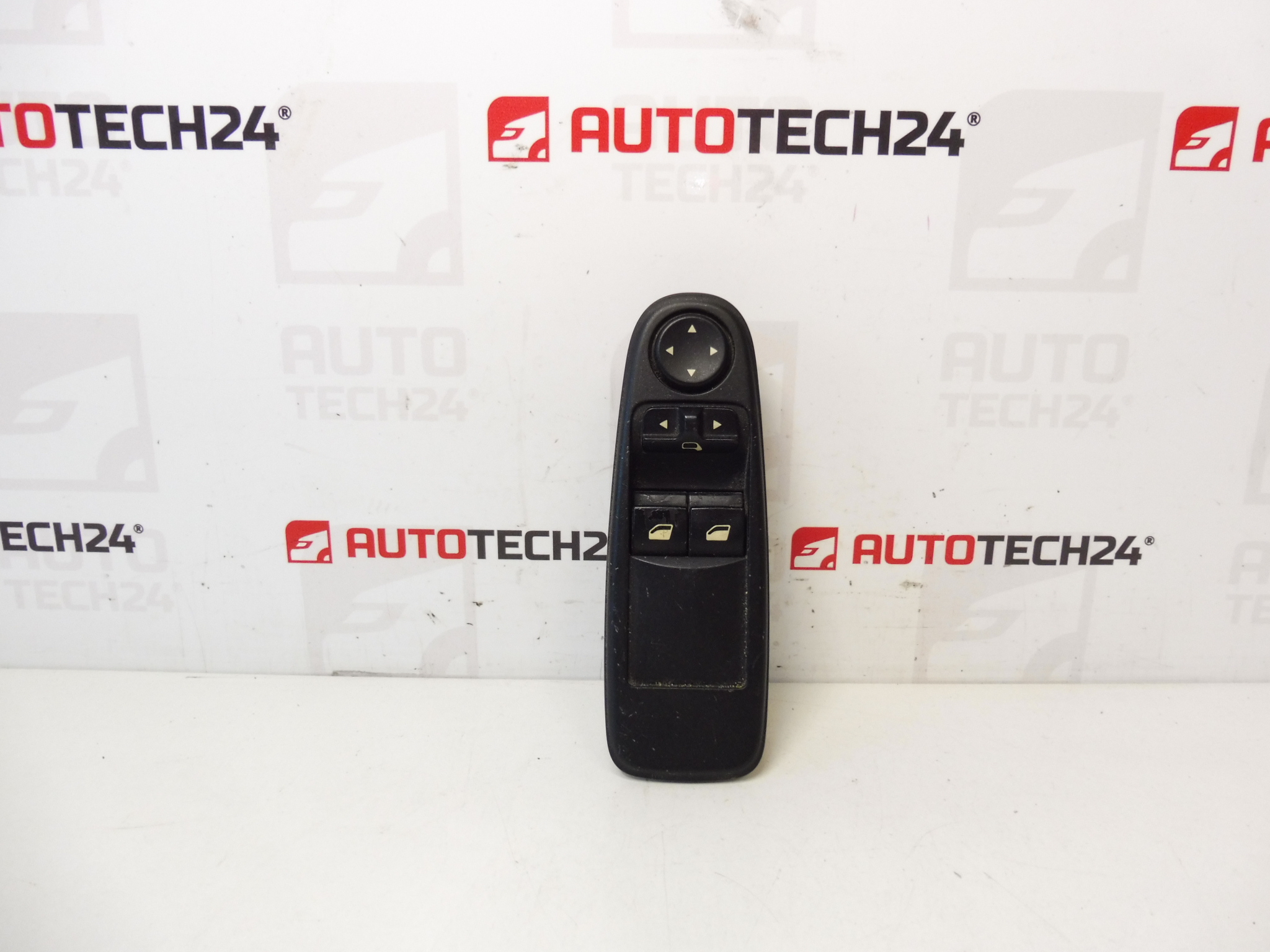 Citroën C4 Picasso window control 96639380ZD 6554YE