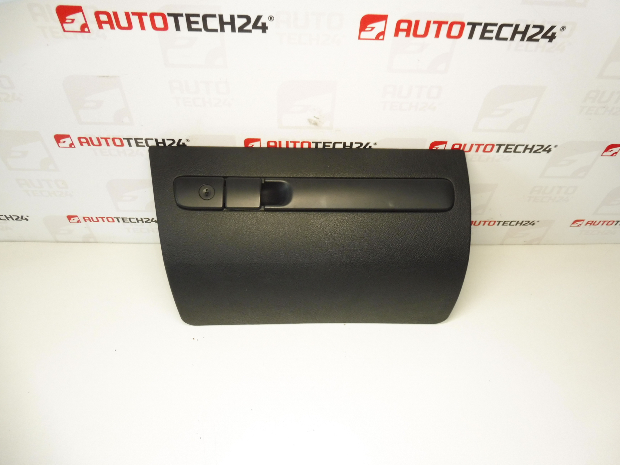 Storage box Citroën Xsara 8214NJ