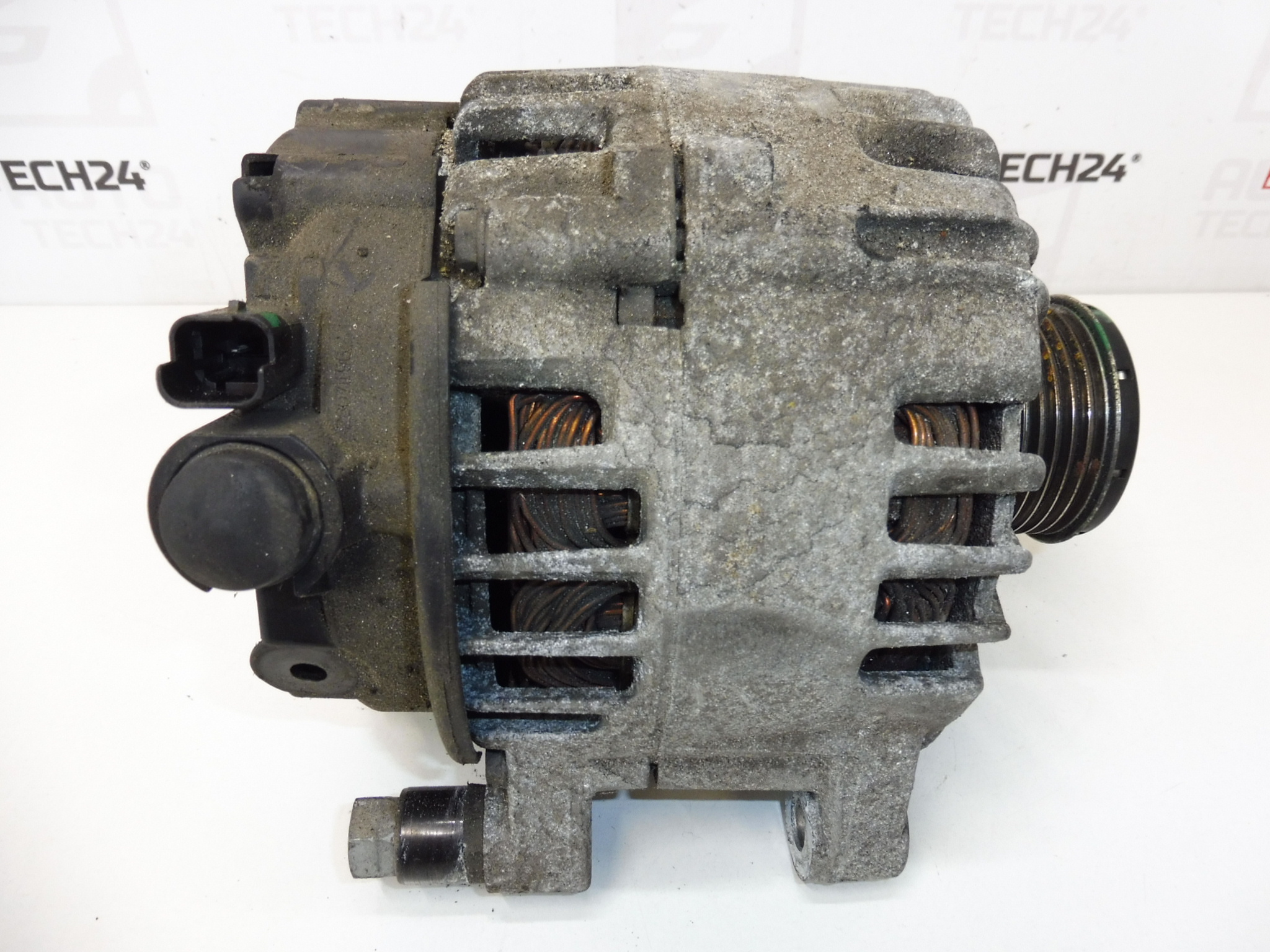 Alternator Valeo CL15 Citroën Peugeot 1.6 e-HDI 9678048880 5705KV