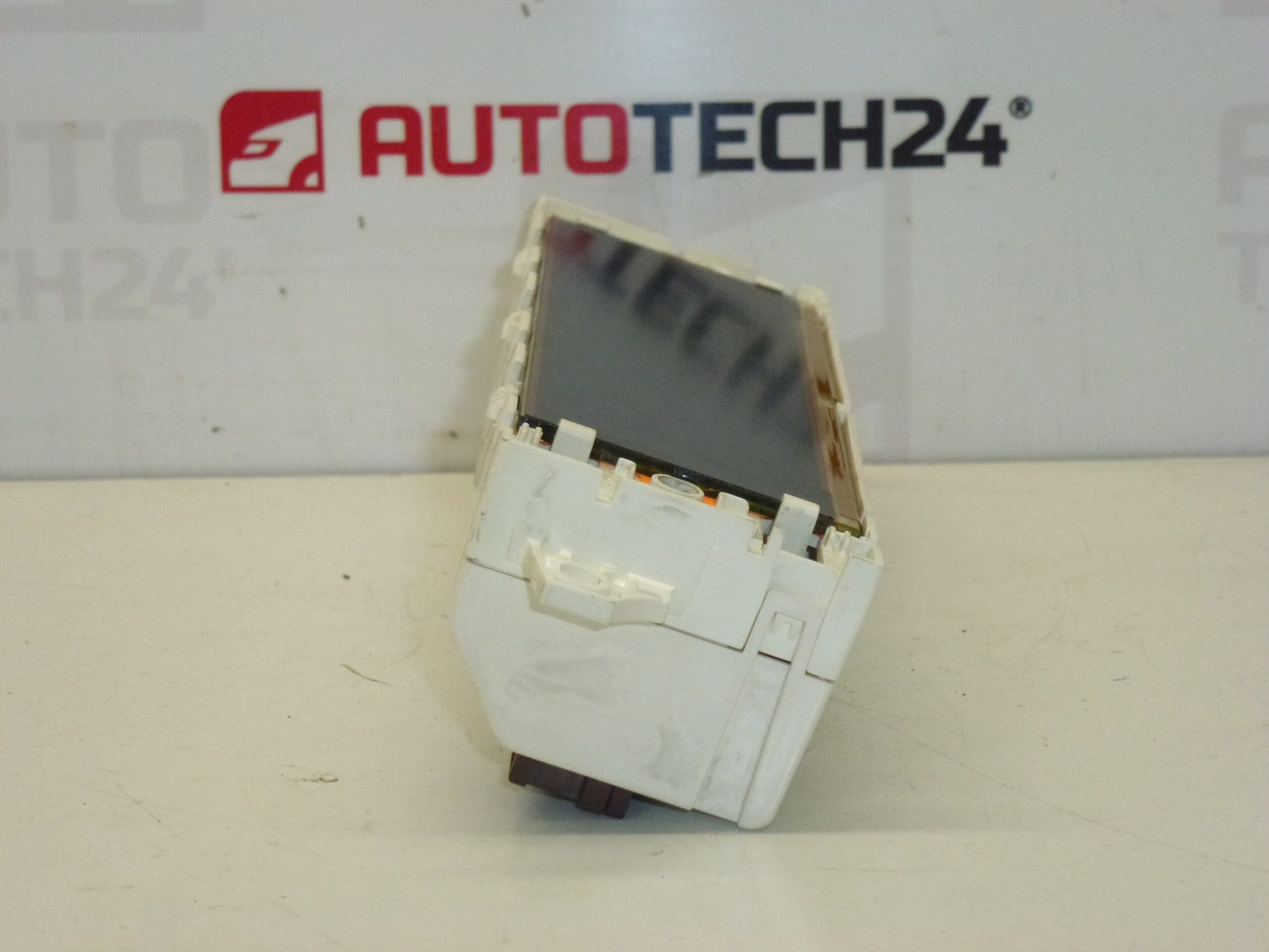 Radio Display Computer Peugeot 307 9663230780 - Image 2