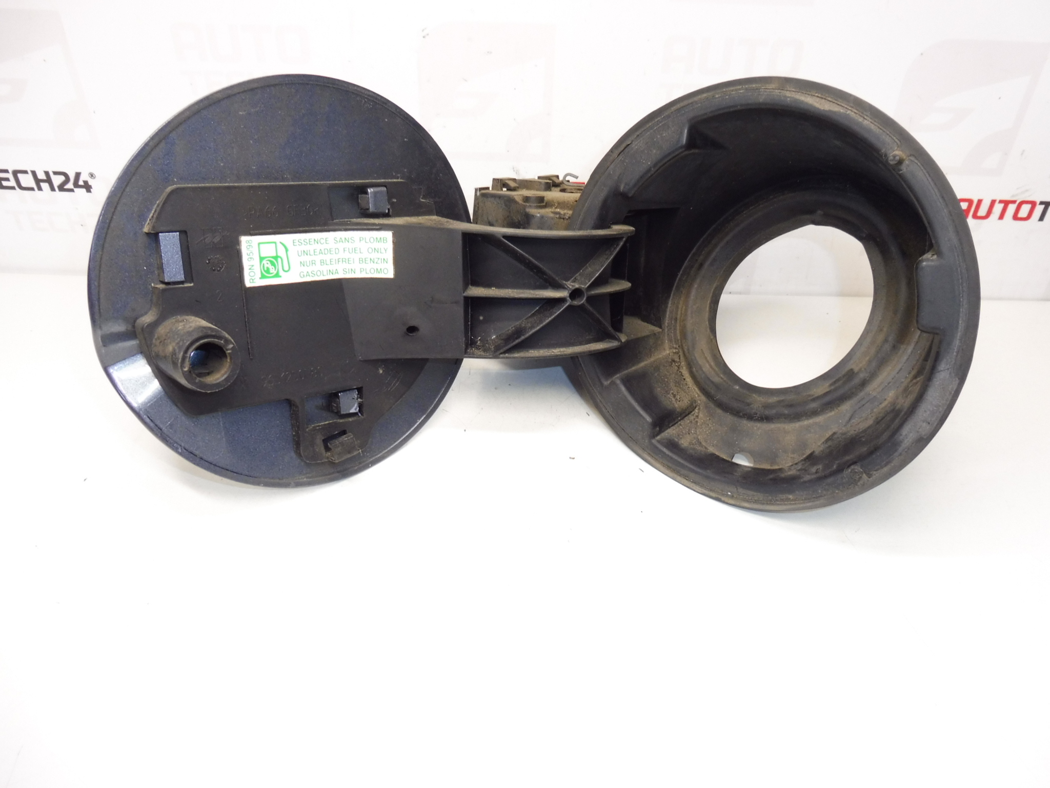 Tank cap Peugeot 1007 9645935580 1517C3 151882