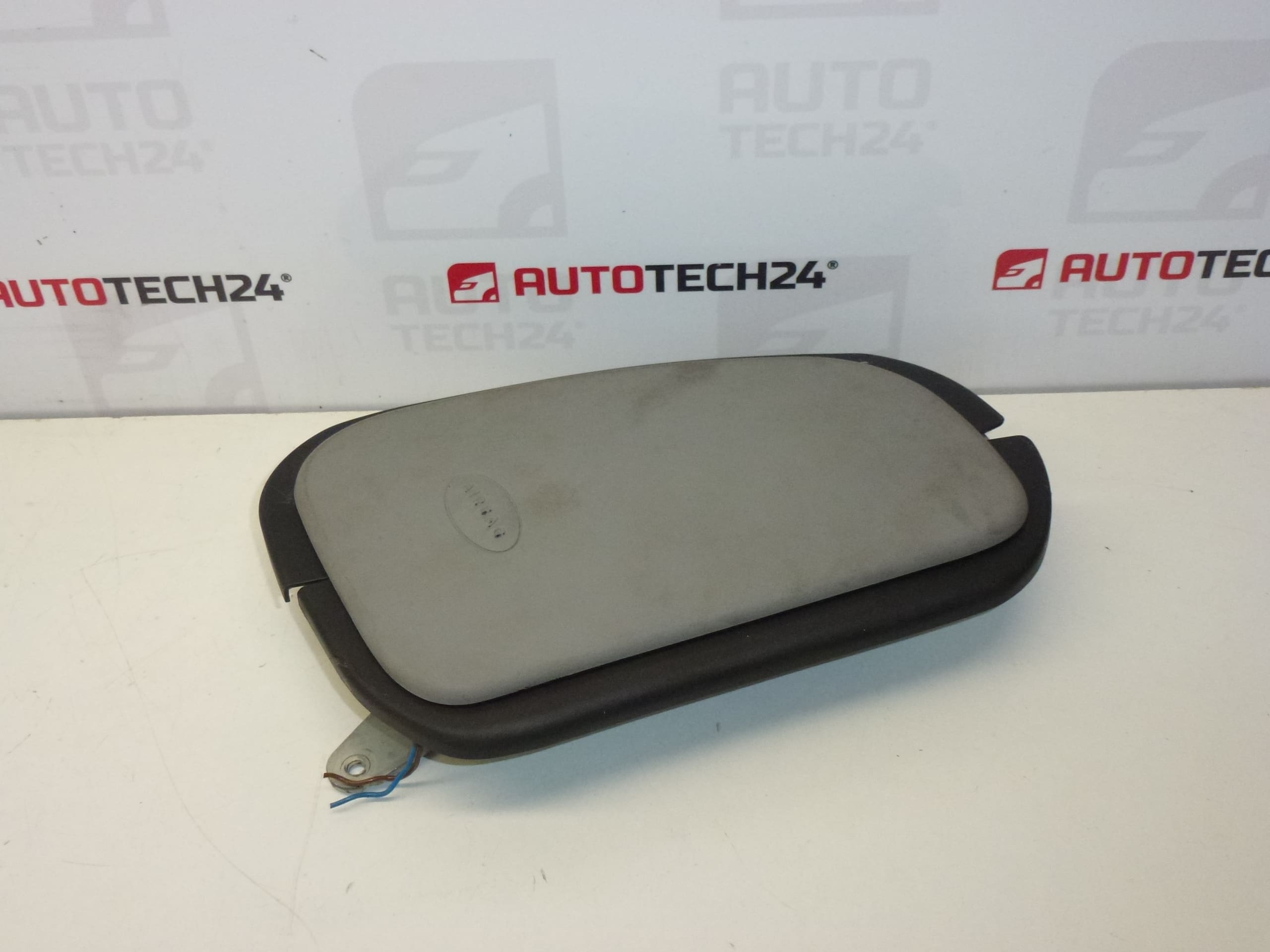 Seat airbag light gray left Citroën C2 C3 96462517ZQ 8216Q8