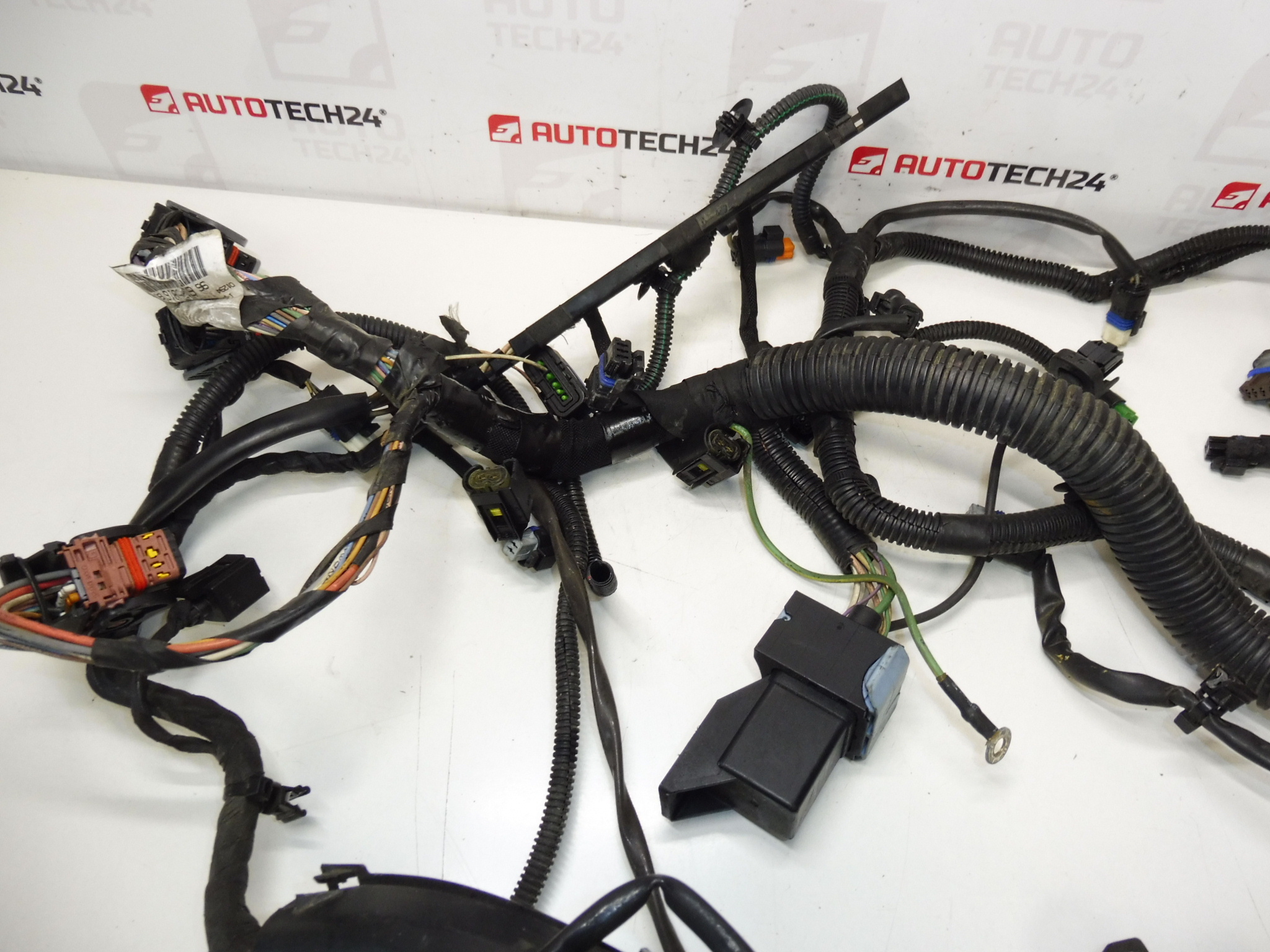 Engine harness Peugeot 307 2.0 HDI 9663581780 9663581680 6569FH