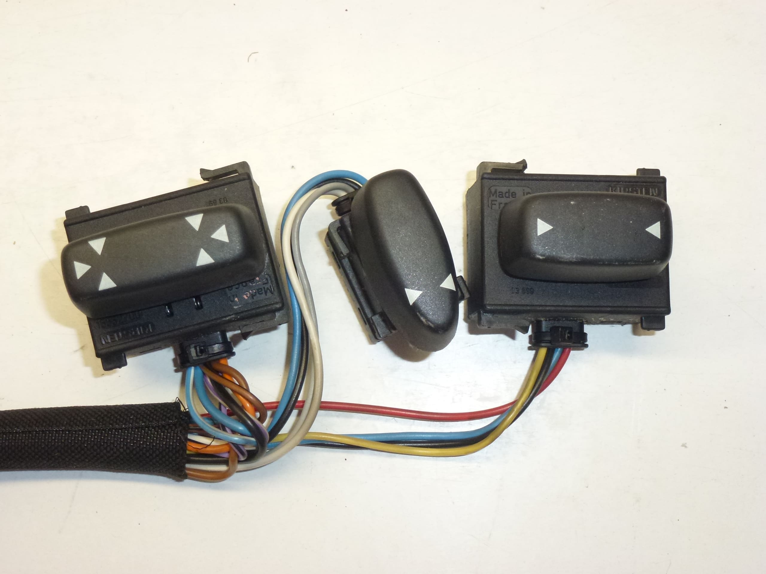Electric Seat Control For Citroën C5 8914AK - Image 2