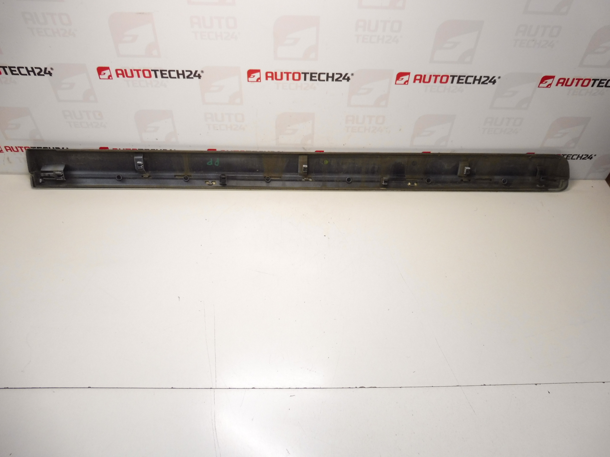 Right Front Door Molding Citroen C8 Peugeot 807 KTQ 1401028477 8545GJ