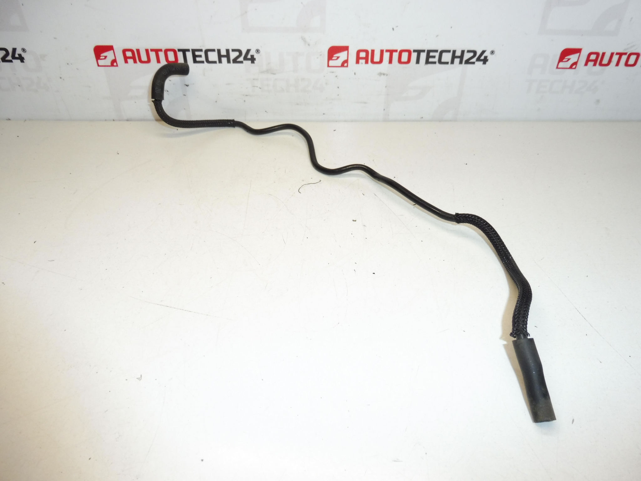Vacuum pipe Citroën Peugeot 2.2 HDI 1622AG