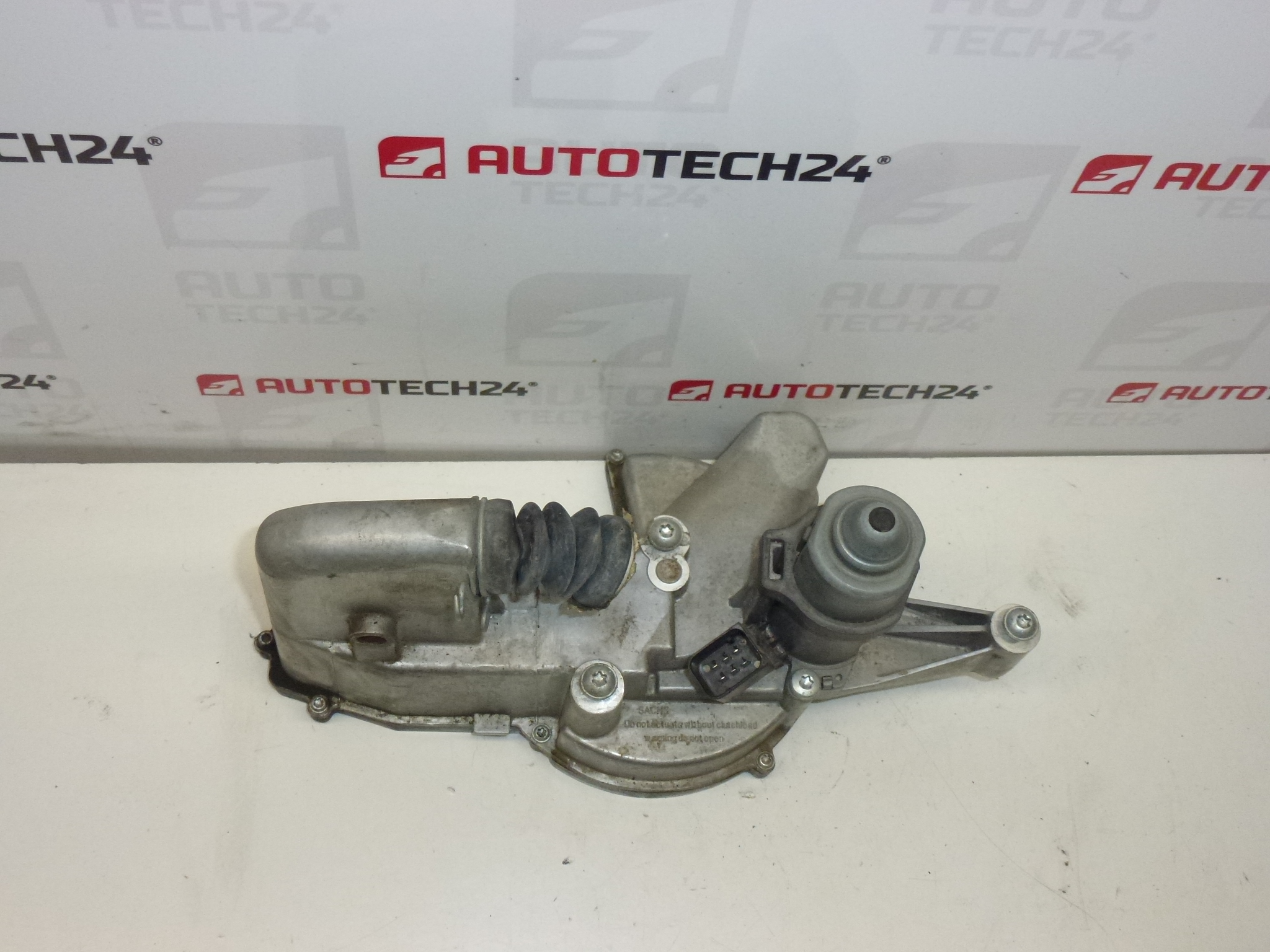 Clutch actuator SENSODRIVE Citroën C2 C3 3981000089 218252