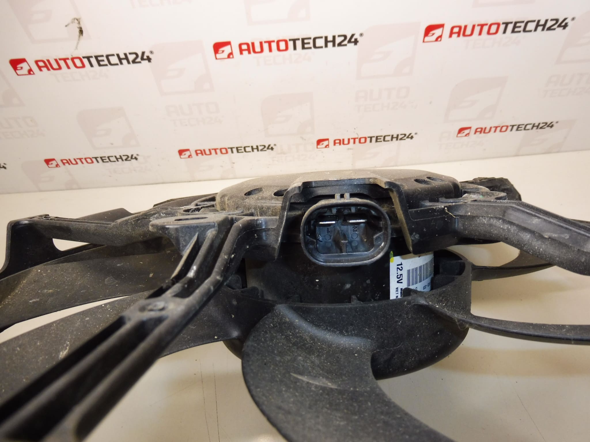 Cooling fan for Citroen/Peugeot, part no. 9801666680 - Image 2
