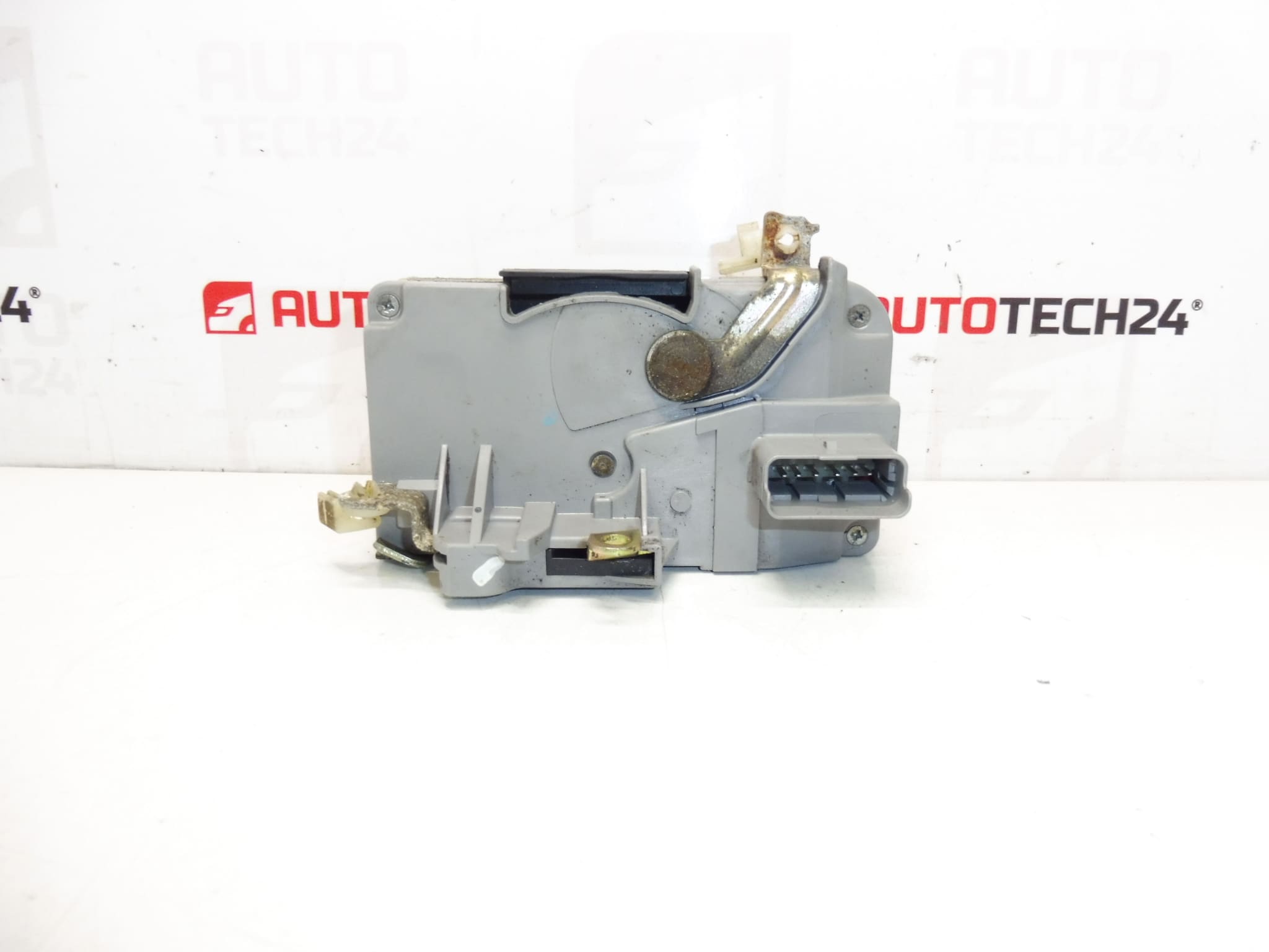 Electric lock of the right front door Citroën C5 I and II 9136J9