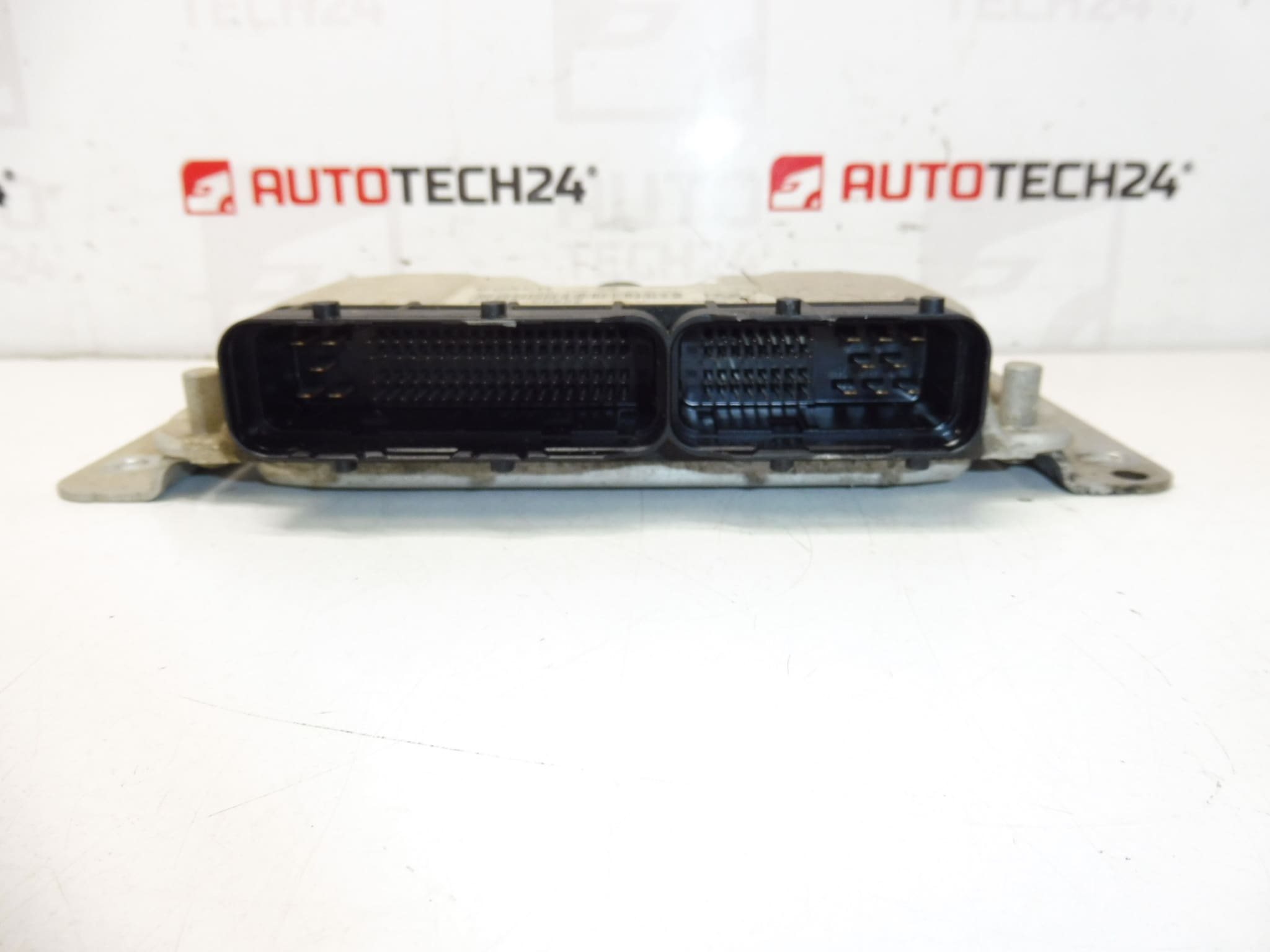 Used Immobilizer (IMMO) + ECU + 2x chip key fobs for Citroën C1 / Peugeot 107 1.0 1KR Euro 4 - Image 2