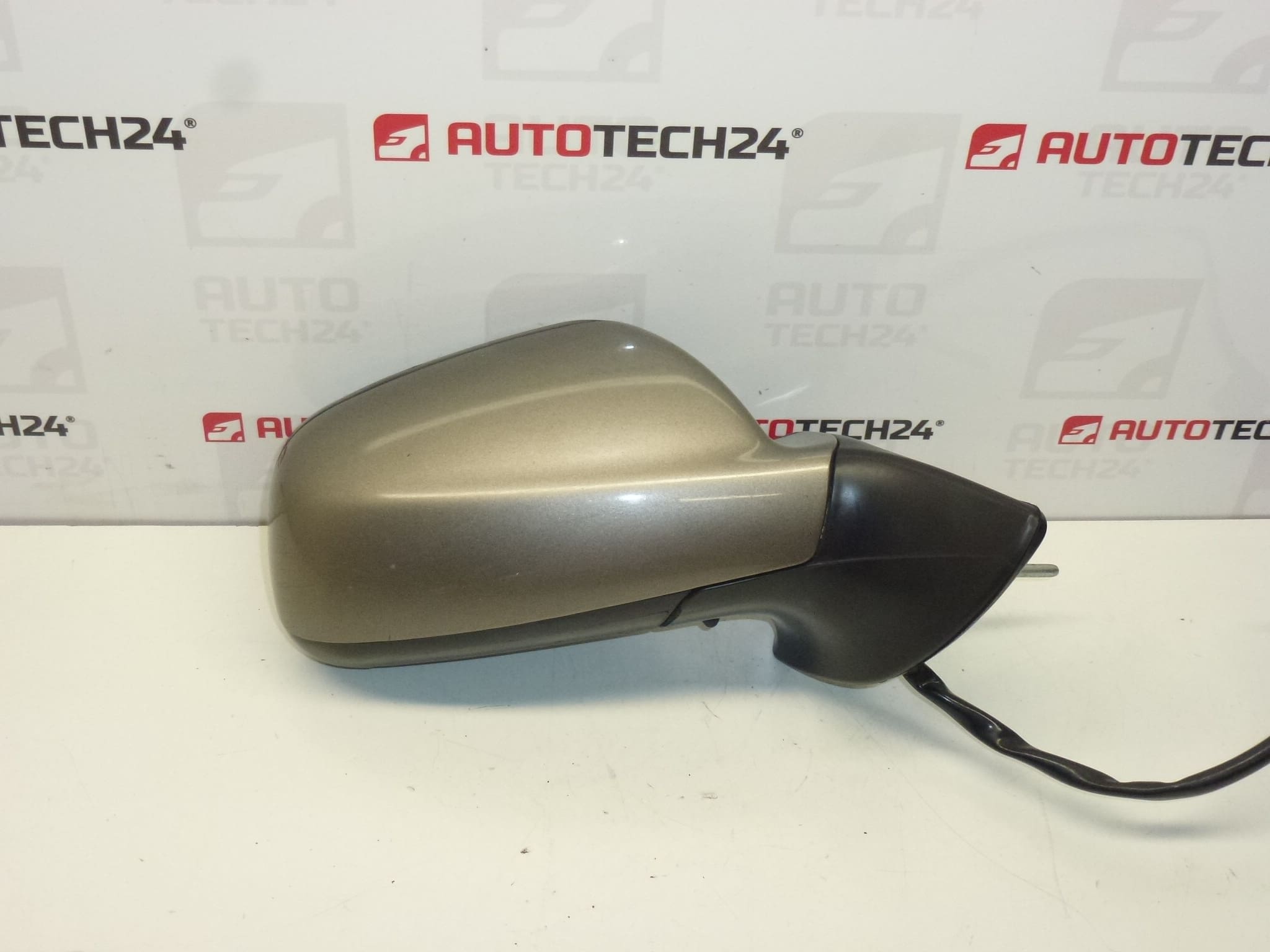 KDAC Peugeot 407 8149VA right rear-view mirror
