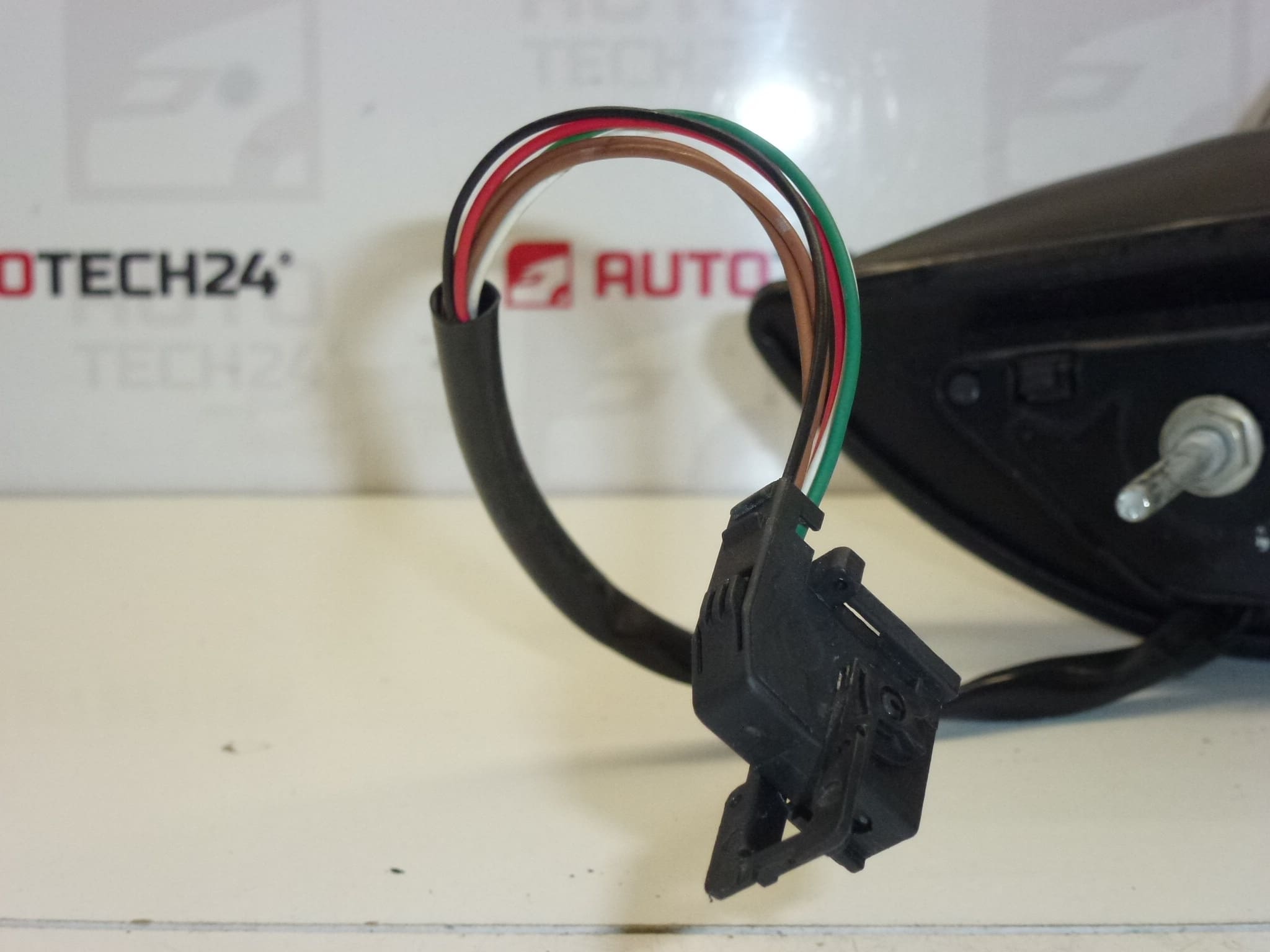 KDAC Peugeot 407 8149VA right rear-view mirror