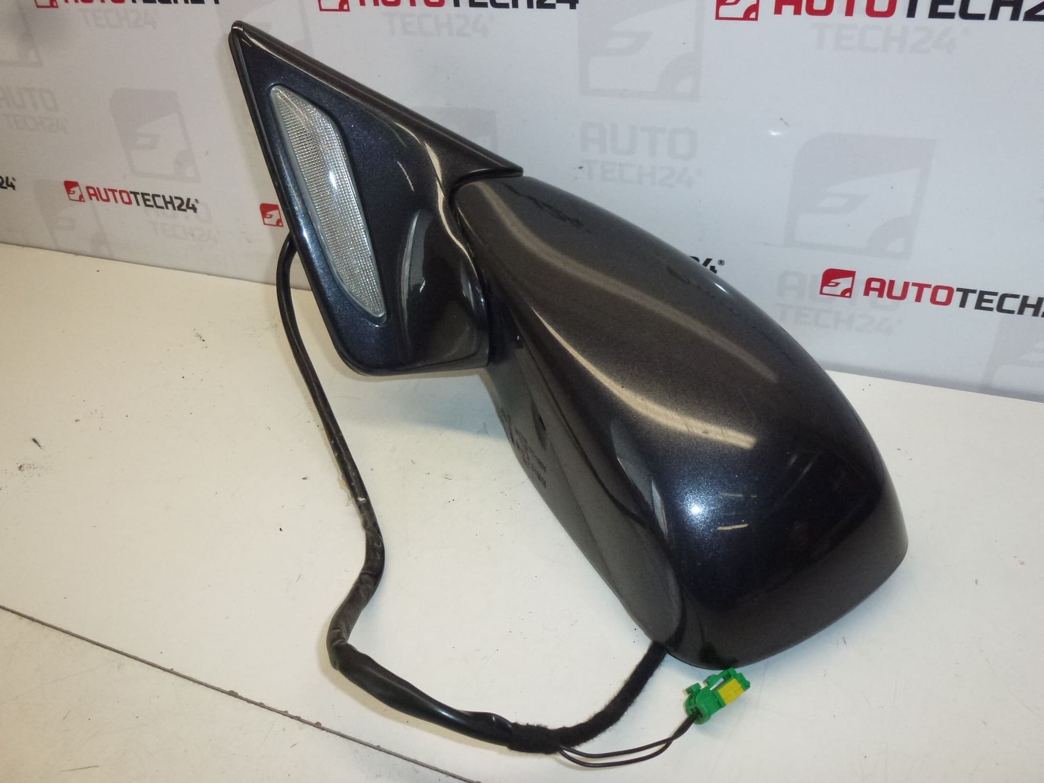 Left electrically folding side mirror, gray (EYJ), Citroën C8, part number 8153FT - Image 2