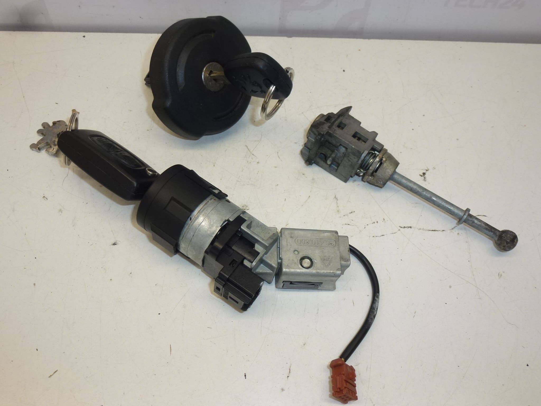 Lock set with 2 keys for Citroën/Peugeot (4162SS, 4162KF, 4162XT) - Image 2