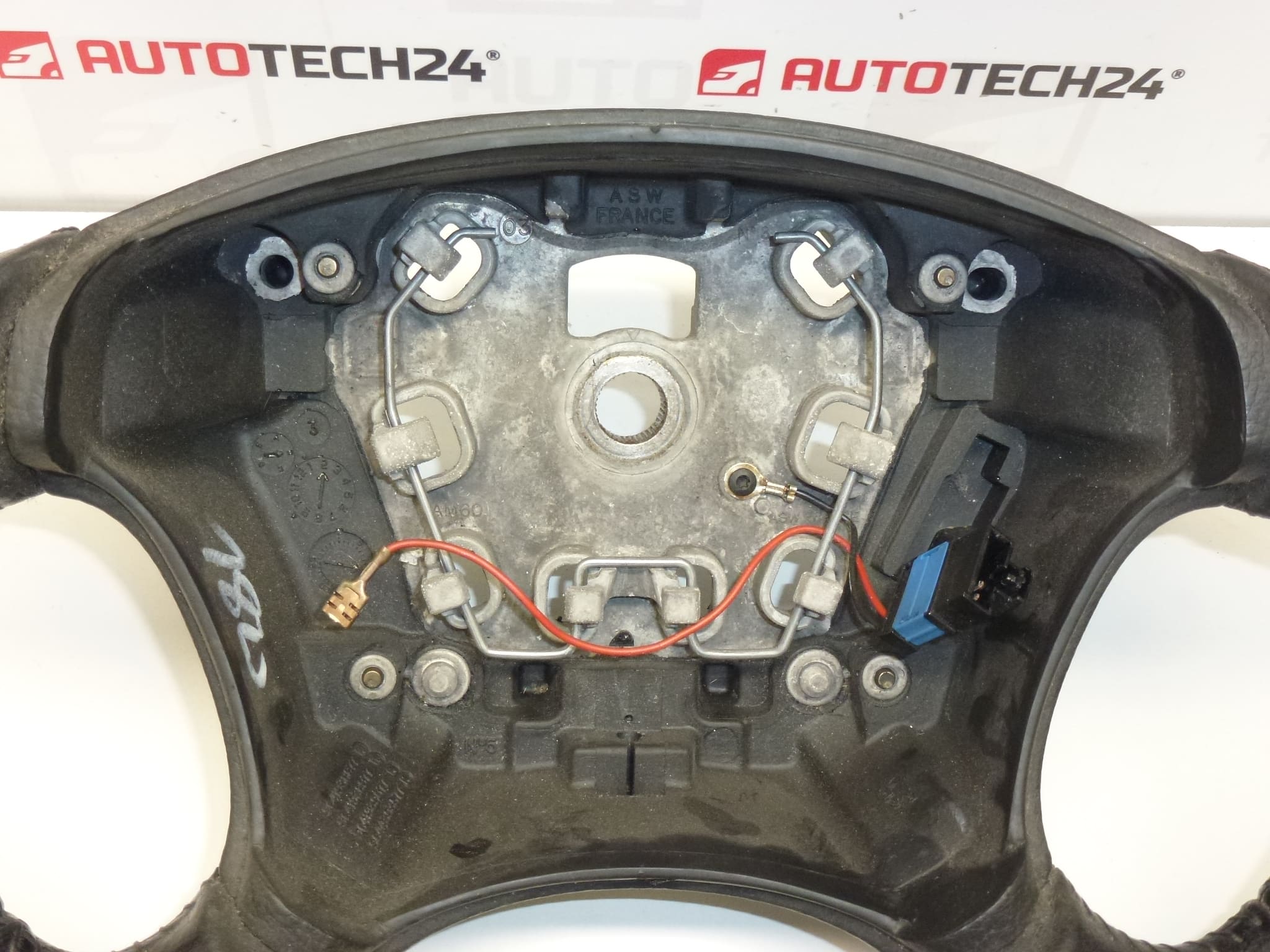 Leather steering wheel Peugeot 406 9641938877 4109JH