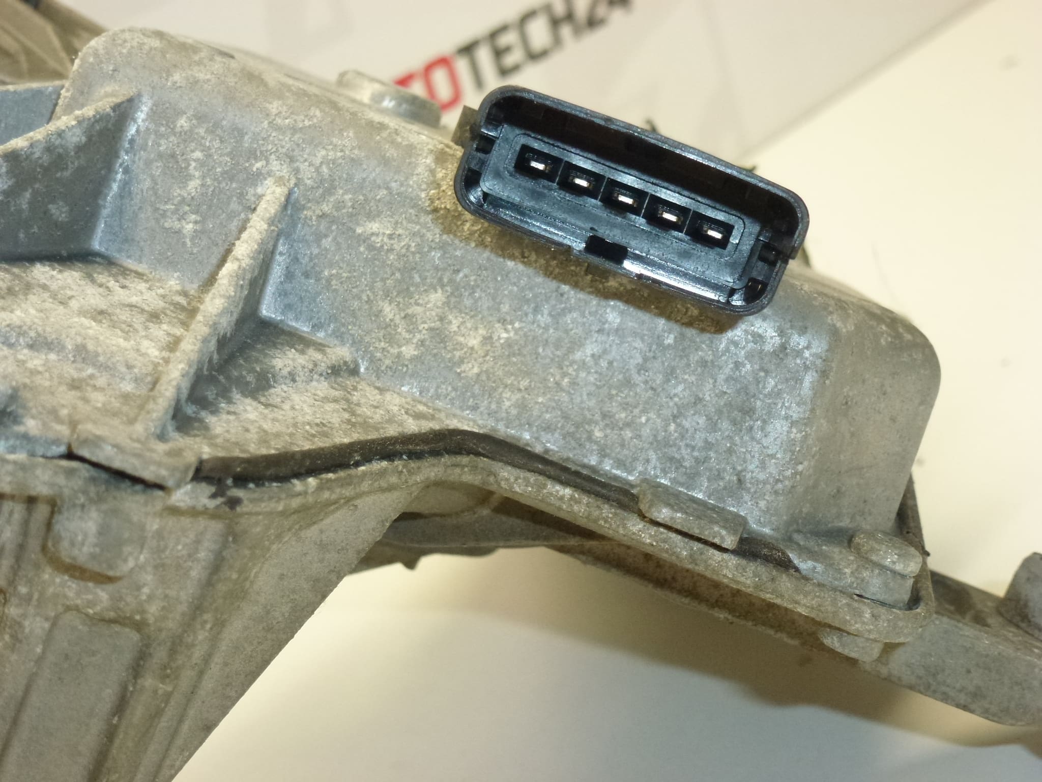 Left Windshield Wiper Motor Citroën C4 Picasso 9687621780 6405NH - Image 2