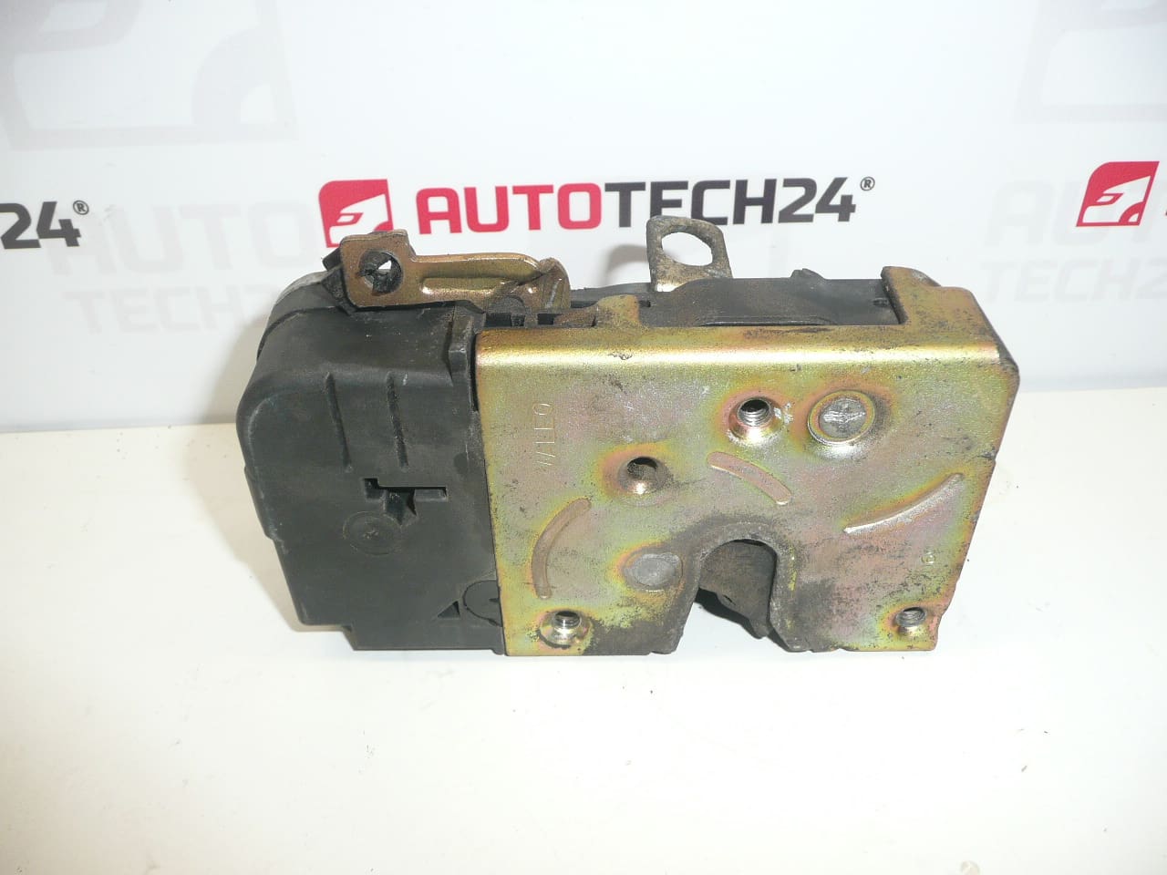 Right Front Door Lock for Peugeot 206/206+ (Part No. 9136S7) - Image 2